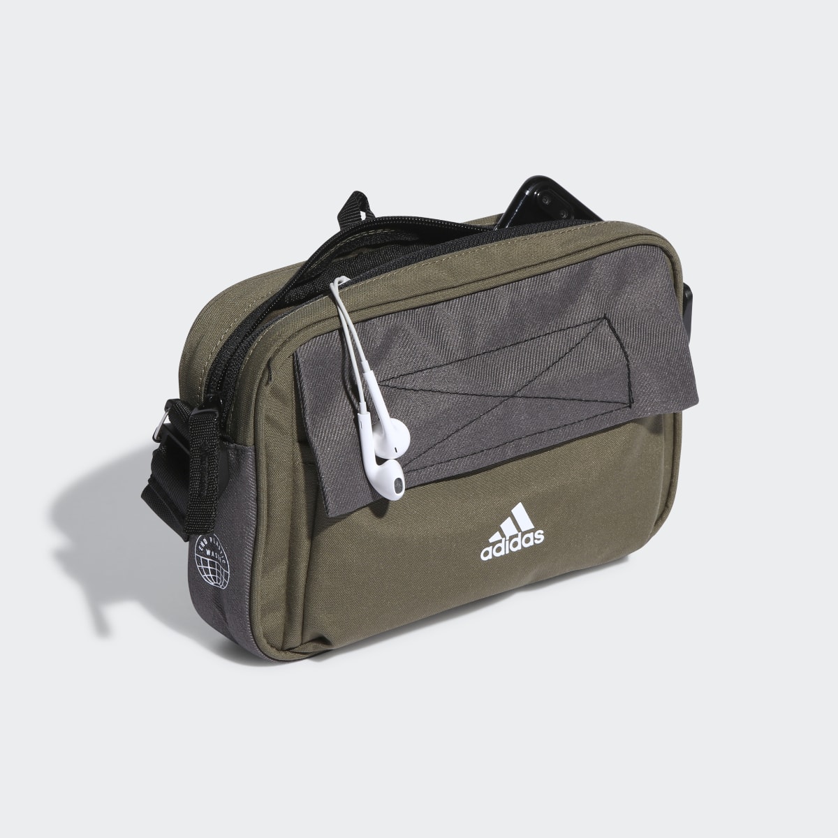 Adidas City Xplorer Organizer Bag. 5