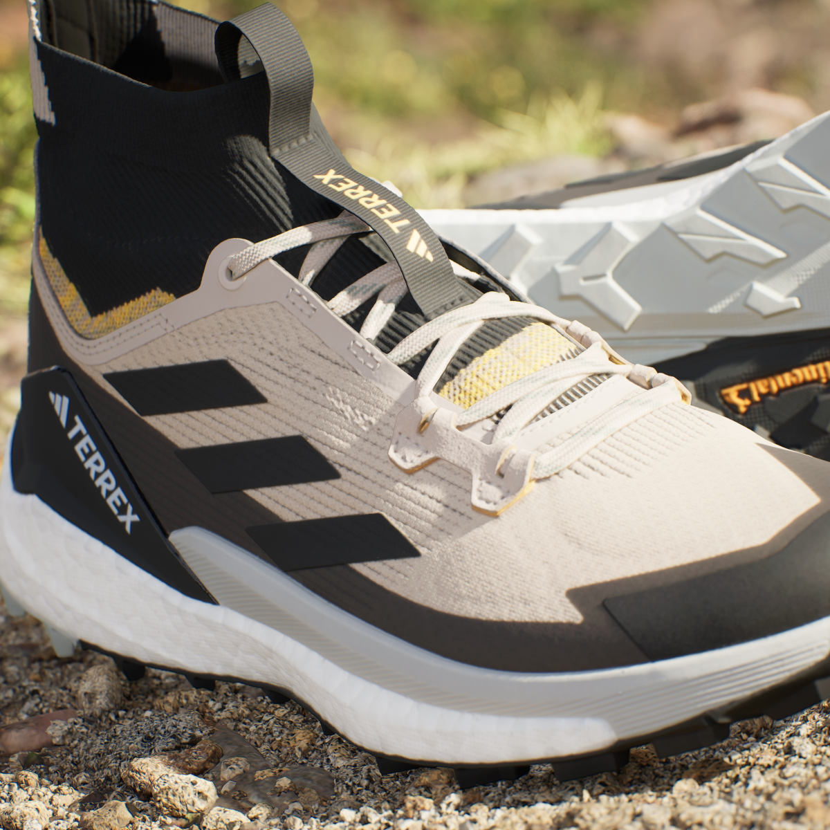Adidas Scarpe da hiking Terrex Free Hiker 2.0. 9