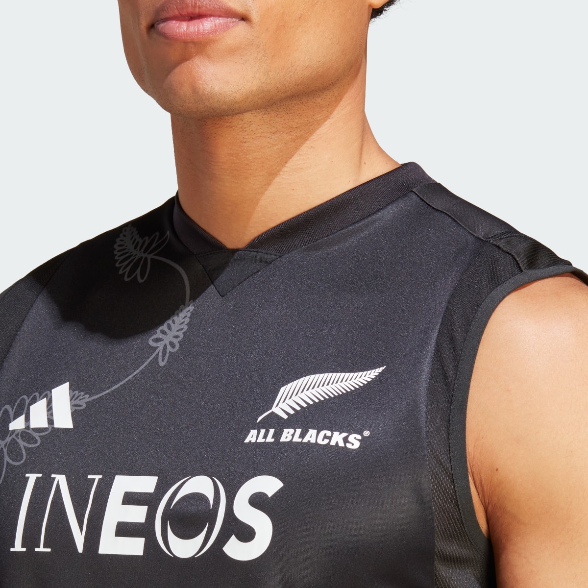 Adidas All Blacks Rugby Performance Singlet. 7