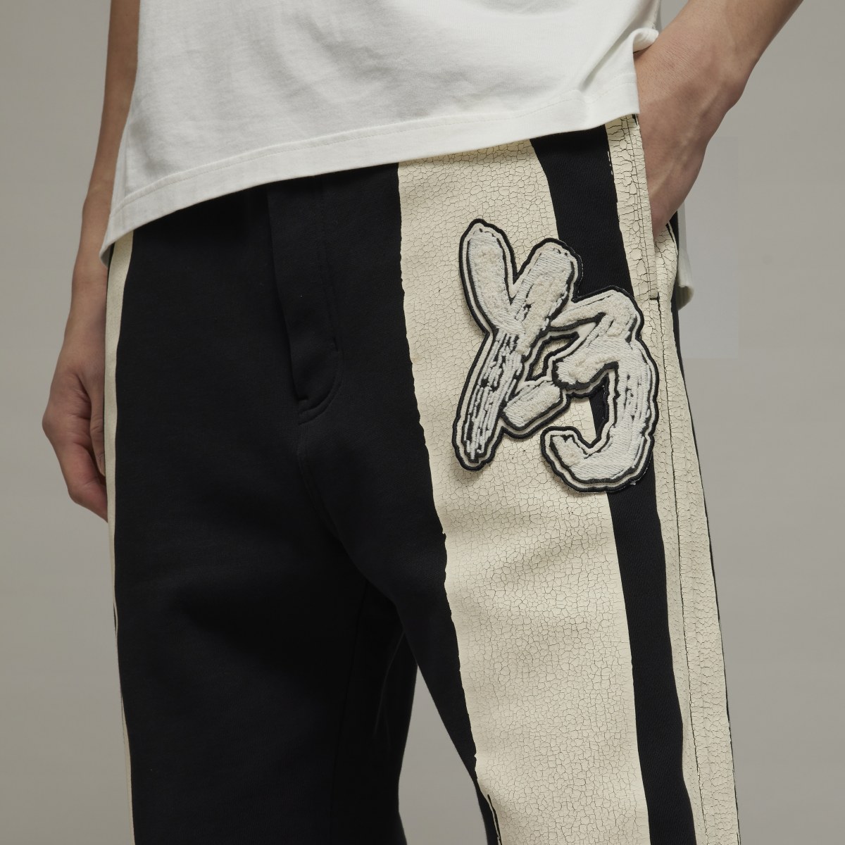 Adidas Pants Y-3. 8