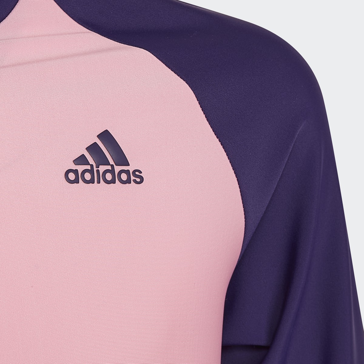 Adidas Long Sleeve Rash Guard. 4