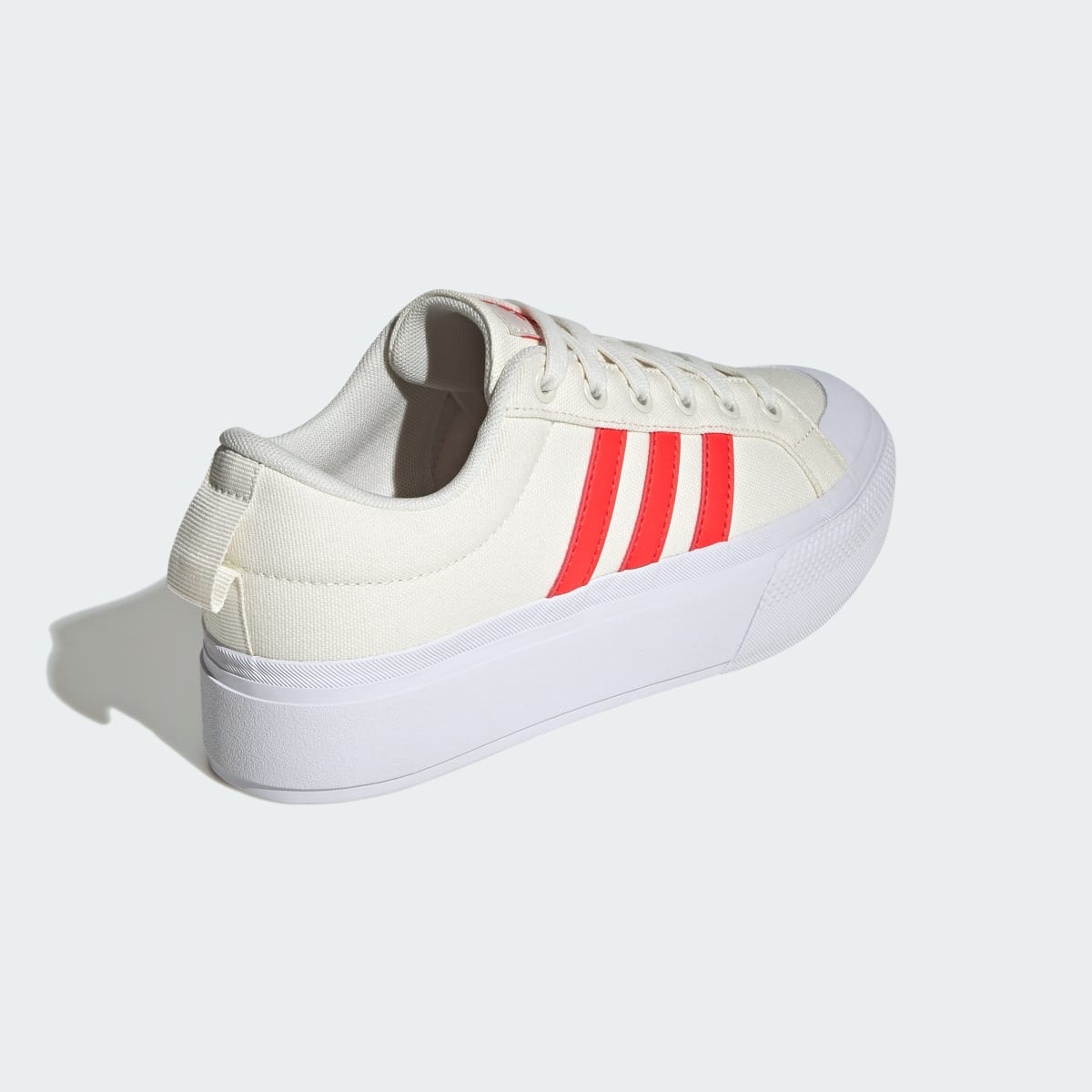 Adidas Tenis de Plataforma Bravada 2.0. 6