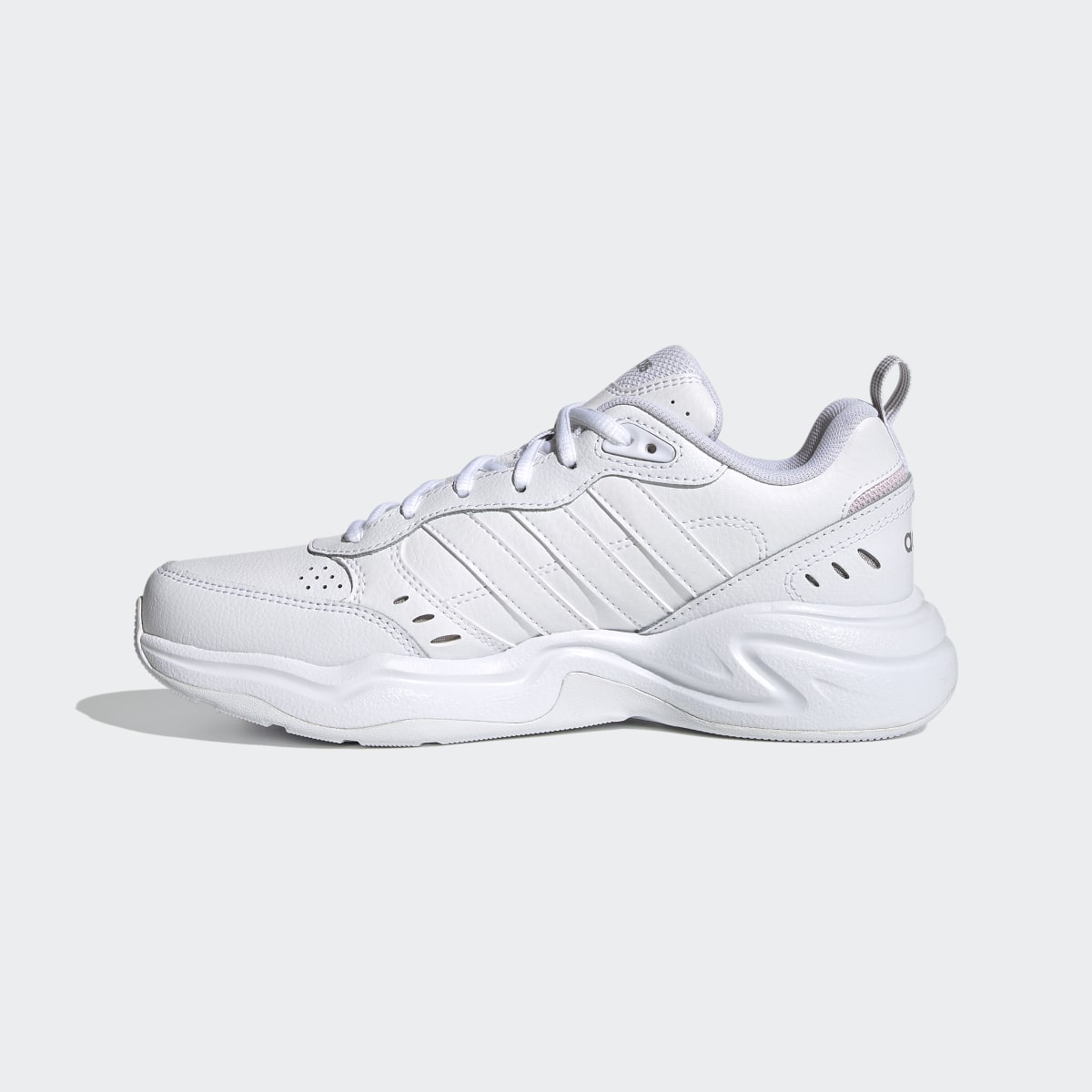 Adidas Chaussure Strutter. 7