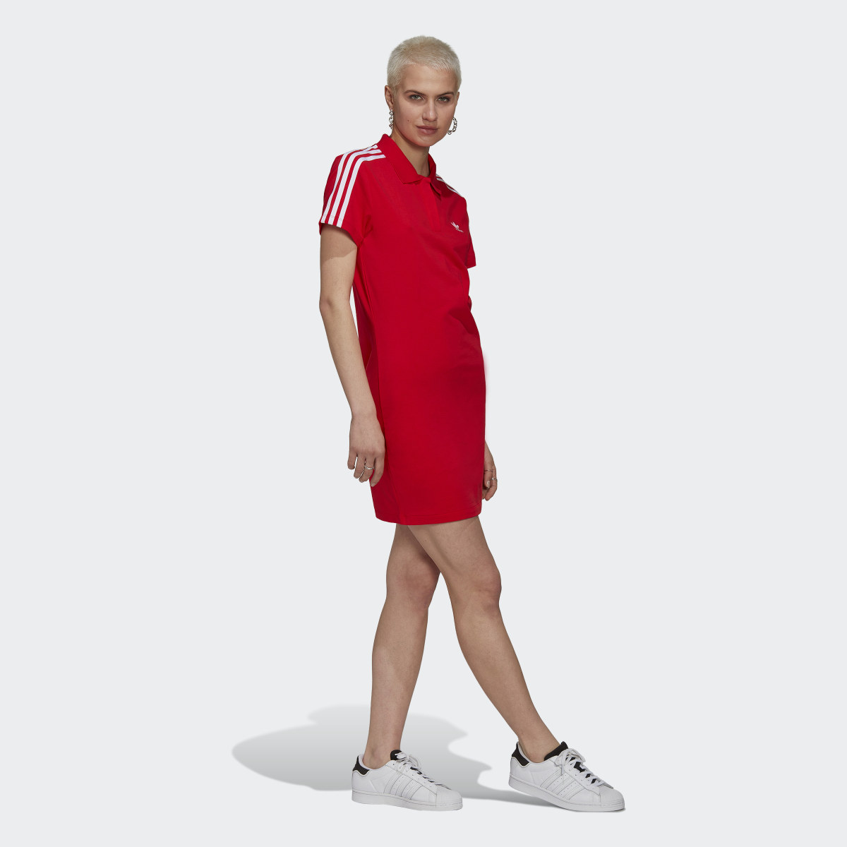 Adidas adicolor Classics T-Shirt-Kleid. 4