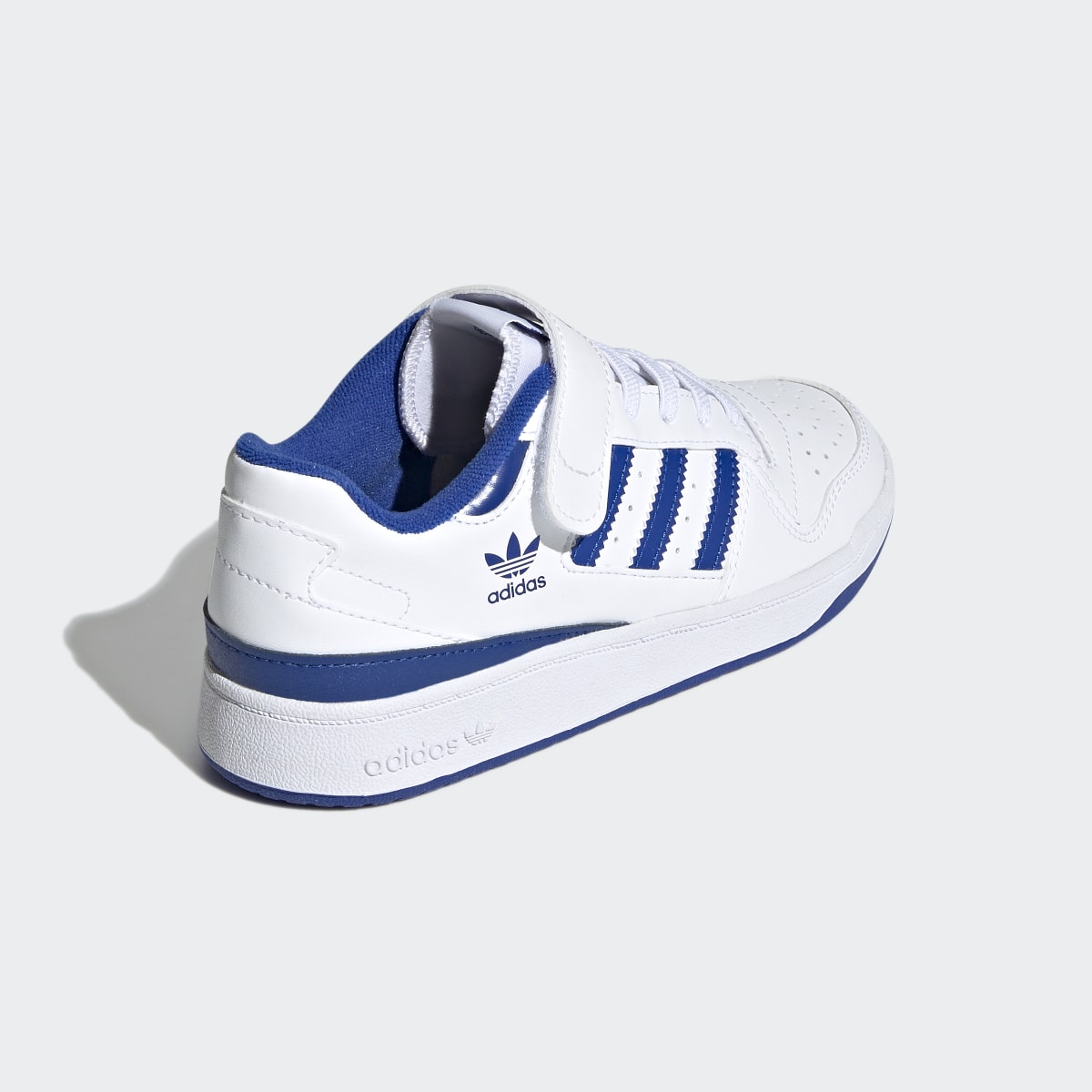 Adidas Chaussure Forum Low. 6