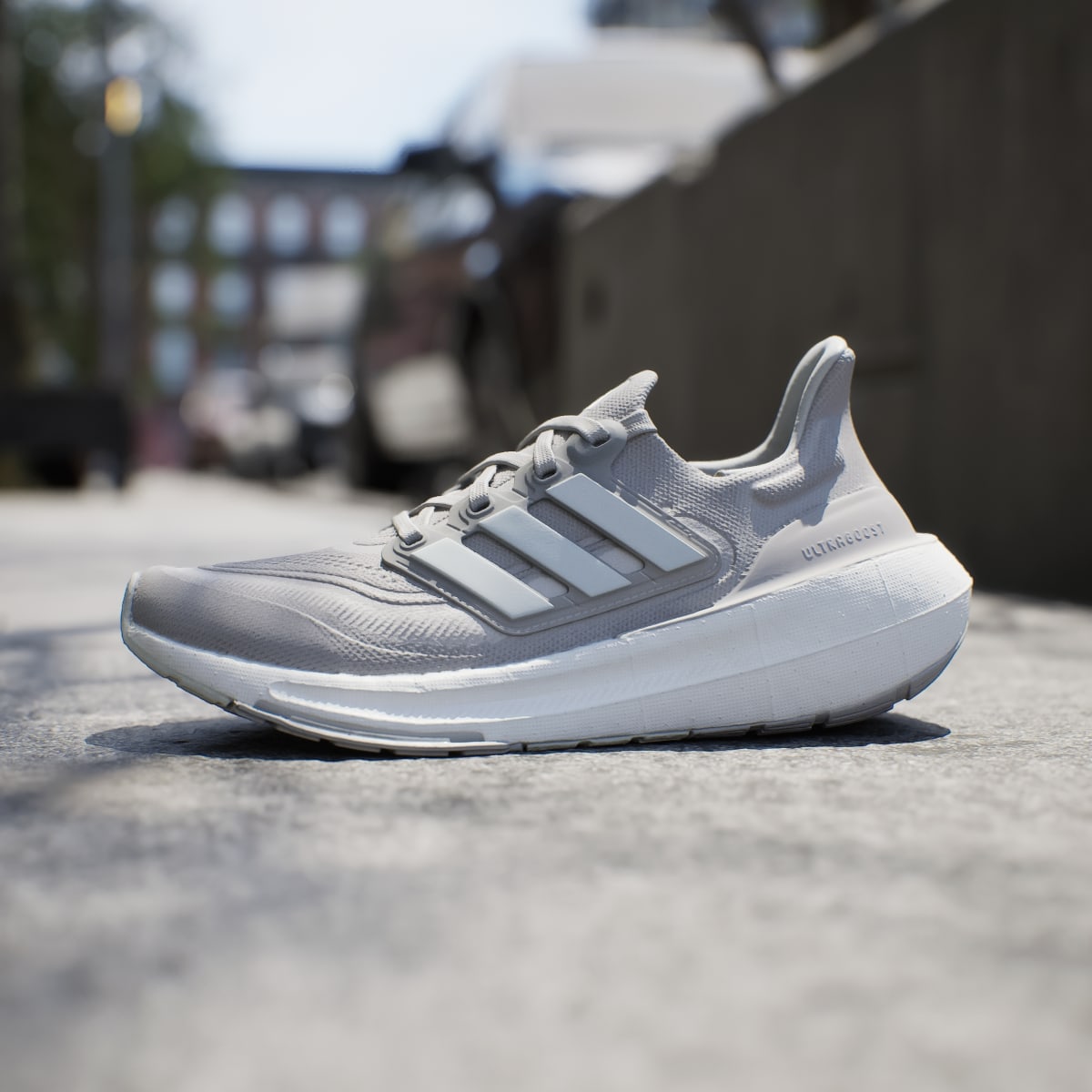 Adidas Ultraboost Light Ayakkabı. 4