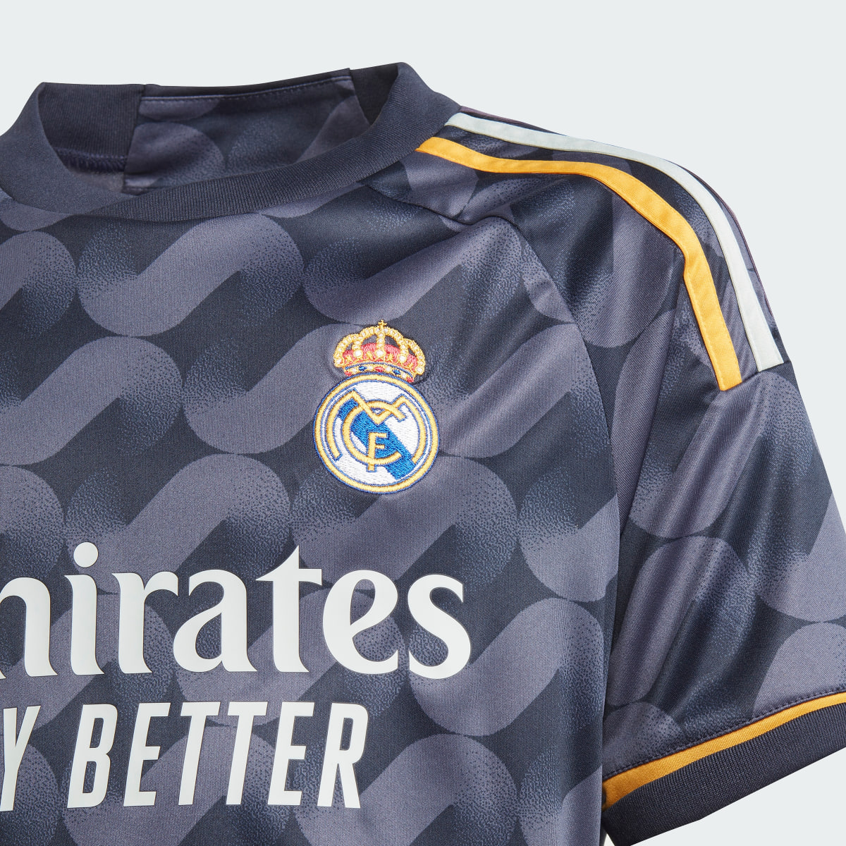 Adidas Camisola Alternativa 23/24 do Real Madrid – Criança. 4