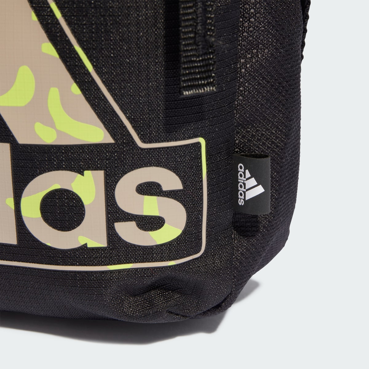 Adidas Essentials Seasonal Sportswear Organizer. 6