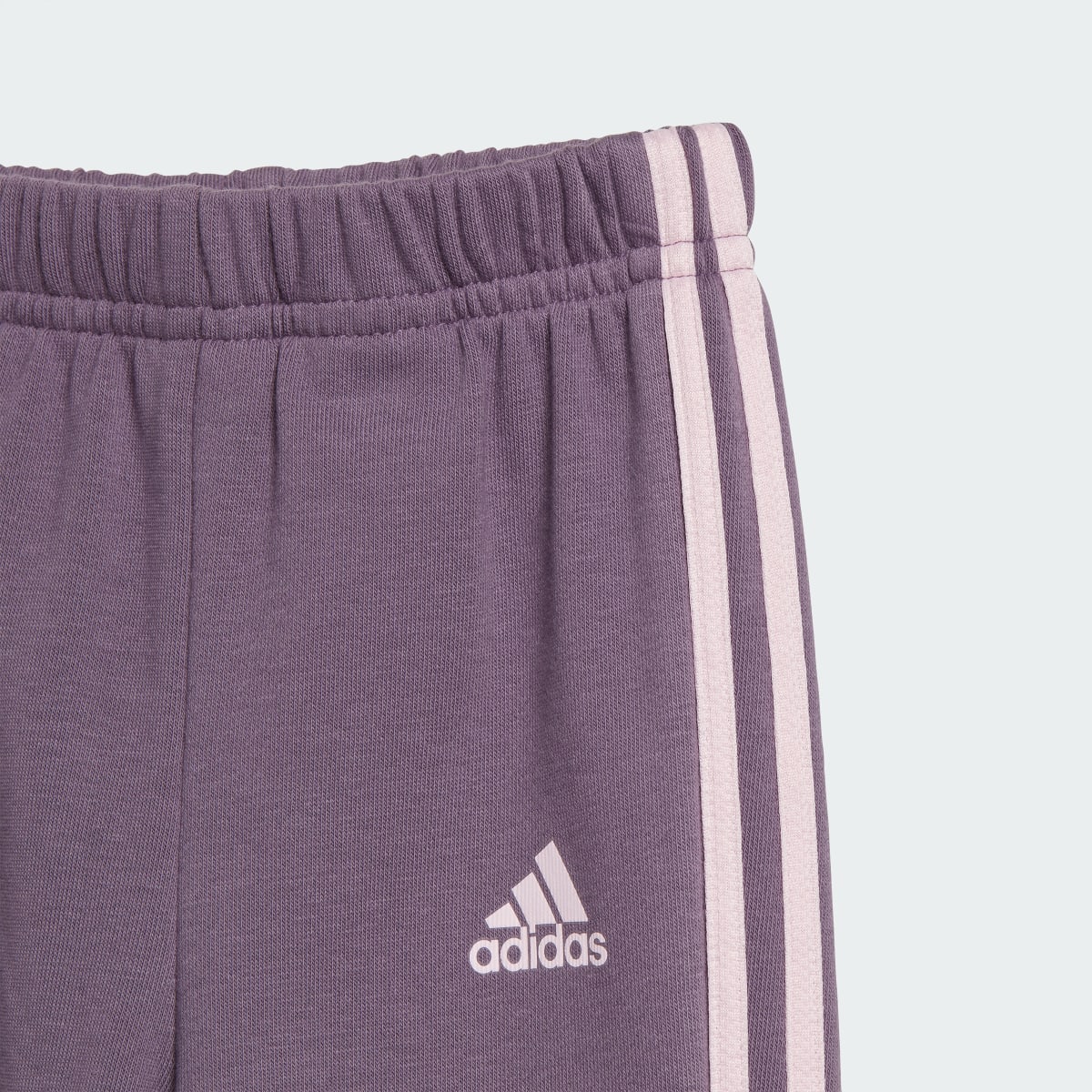 Adidas Essentials 3-Stripes Jogger Set Kids. 9