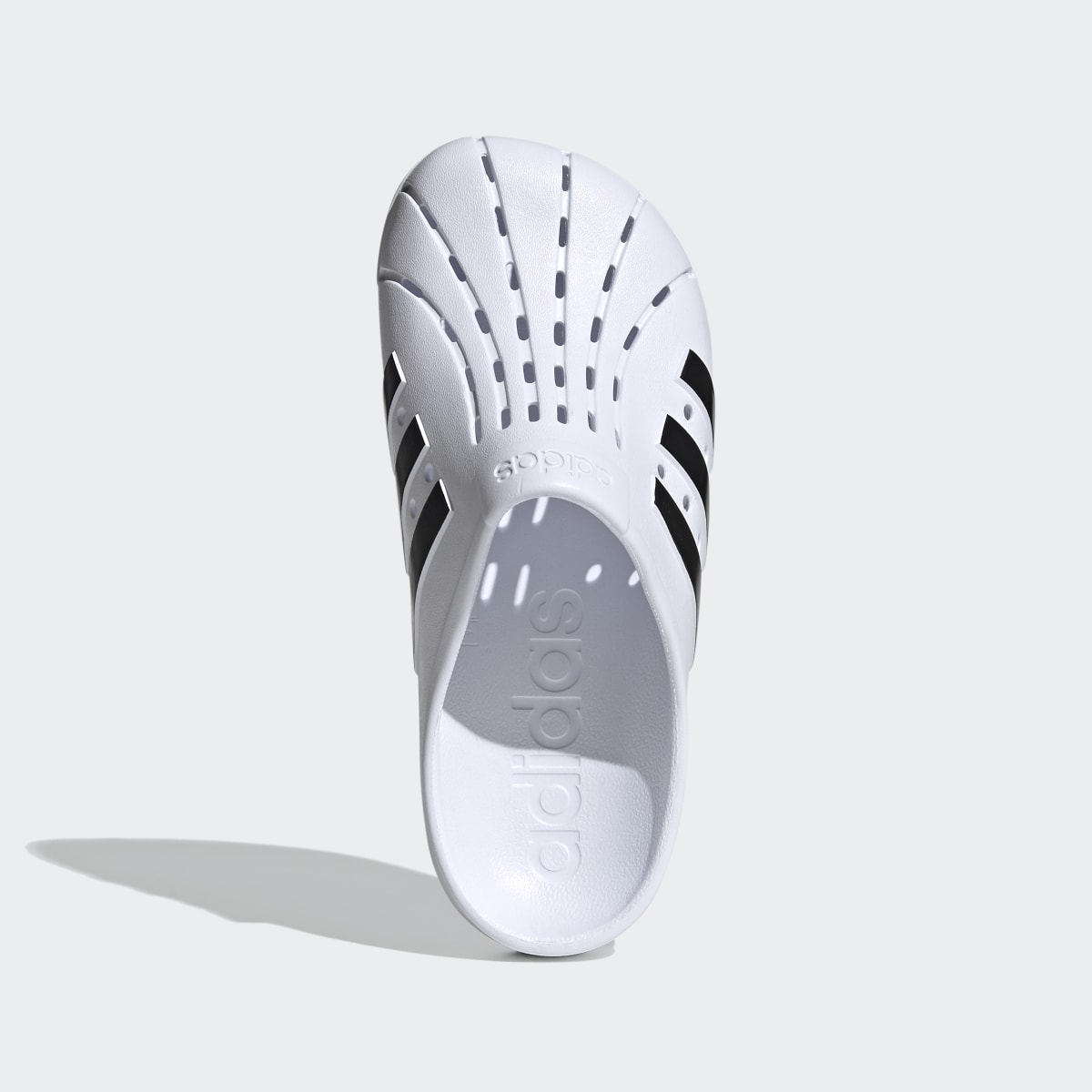 Adidas adilette Clog. 4