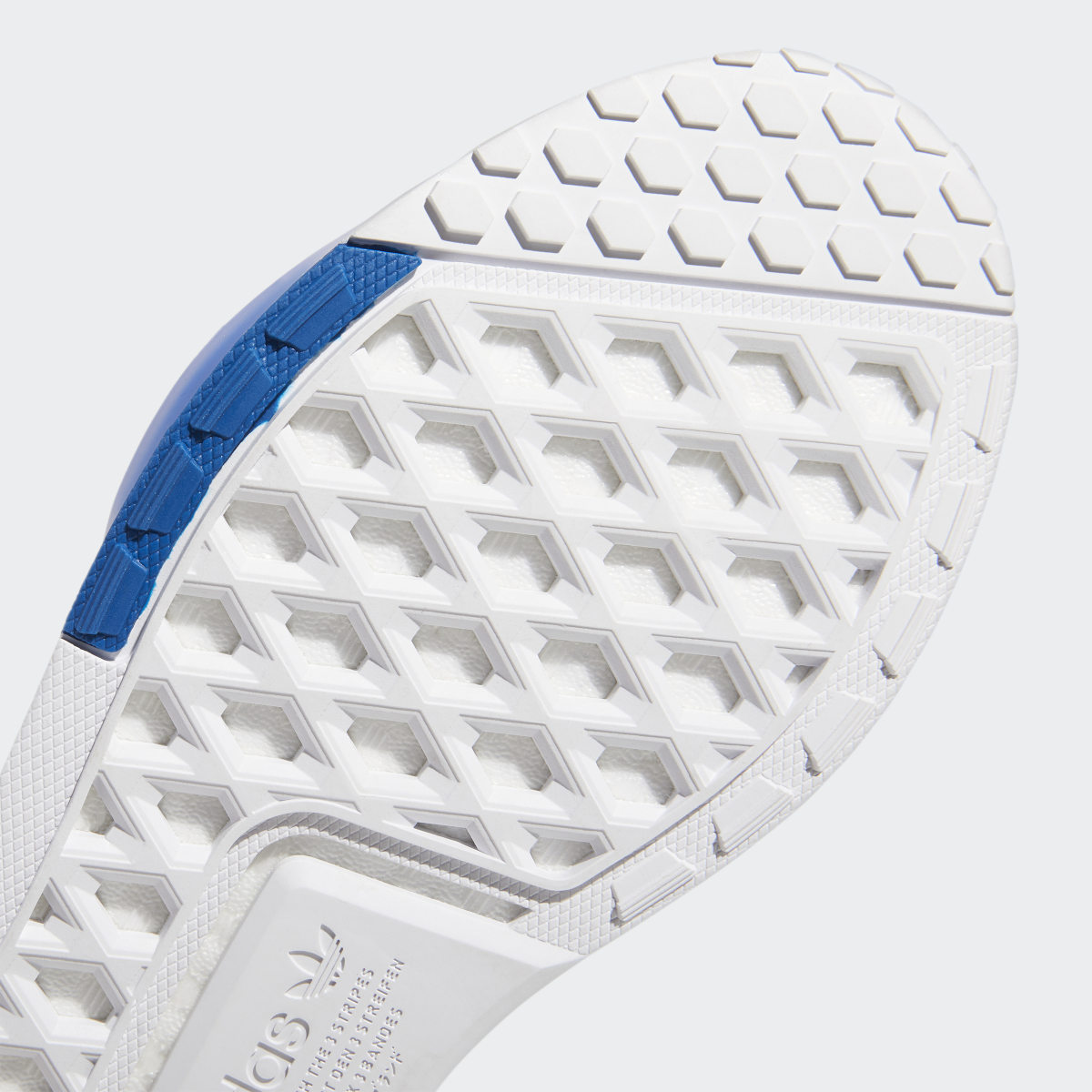 Adidas Scarpe NMD_V3. 10