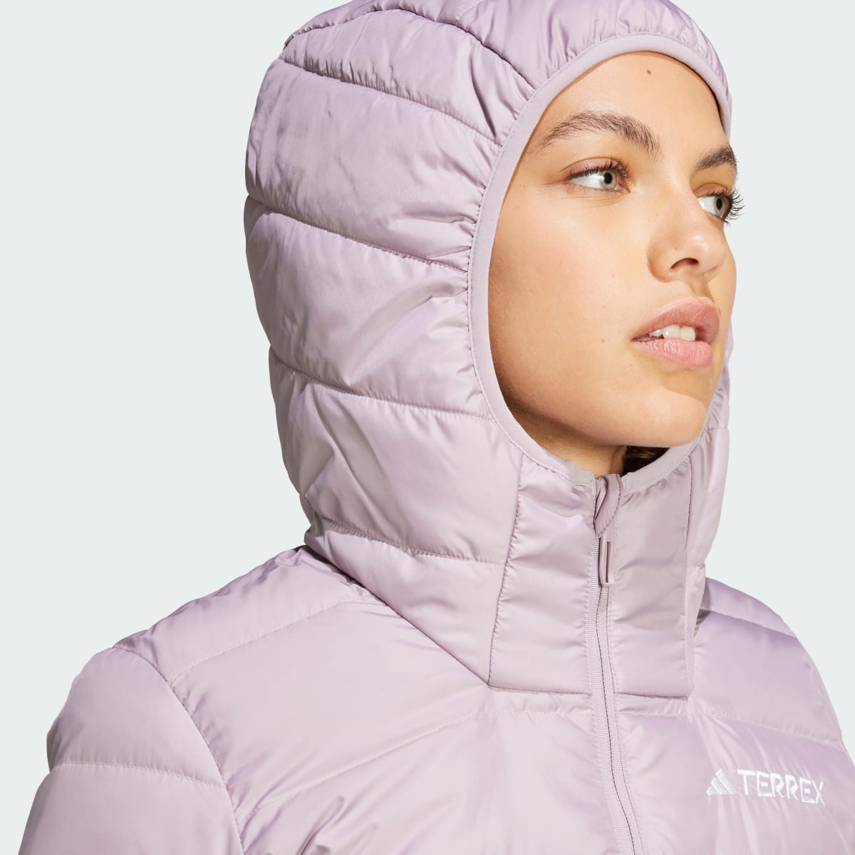 Adidas Chaqueta con capucha Terrex Multi Light Down. 7