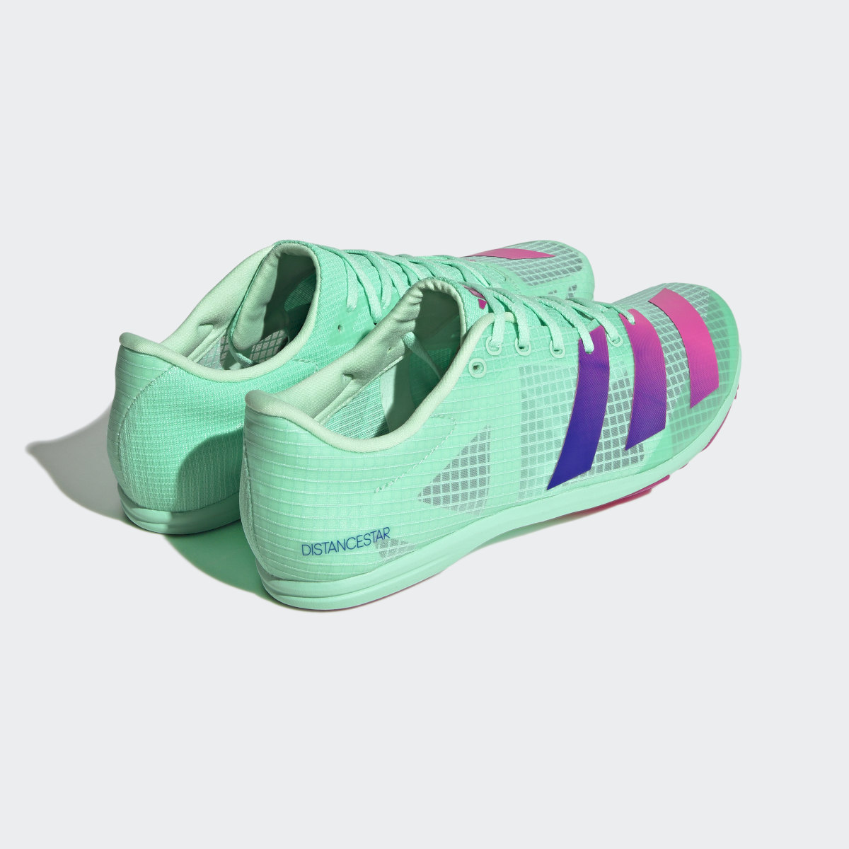 Adidas Chaussure DistanceStar. 6