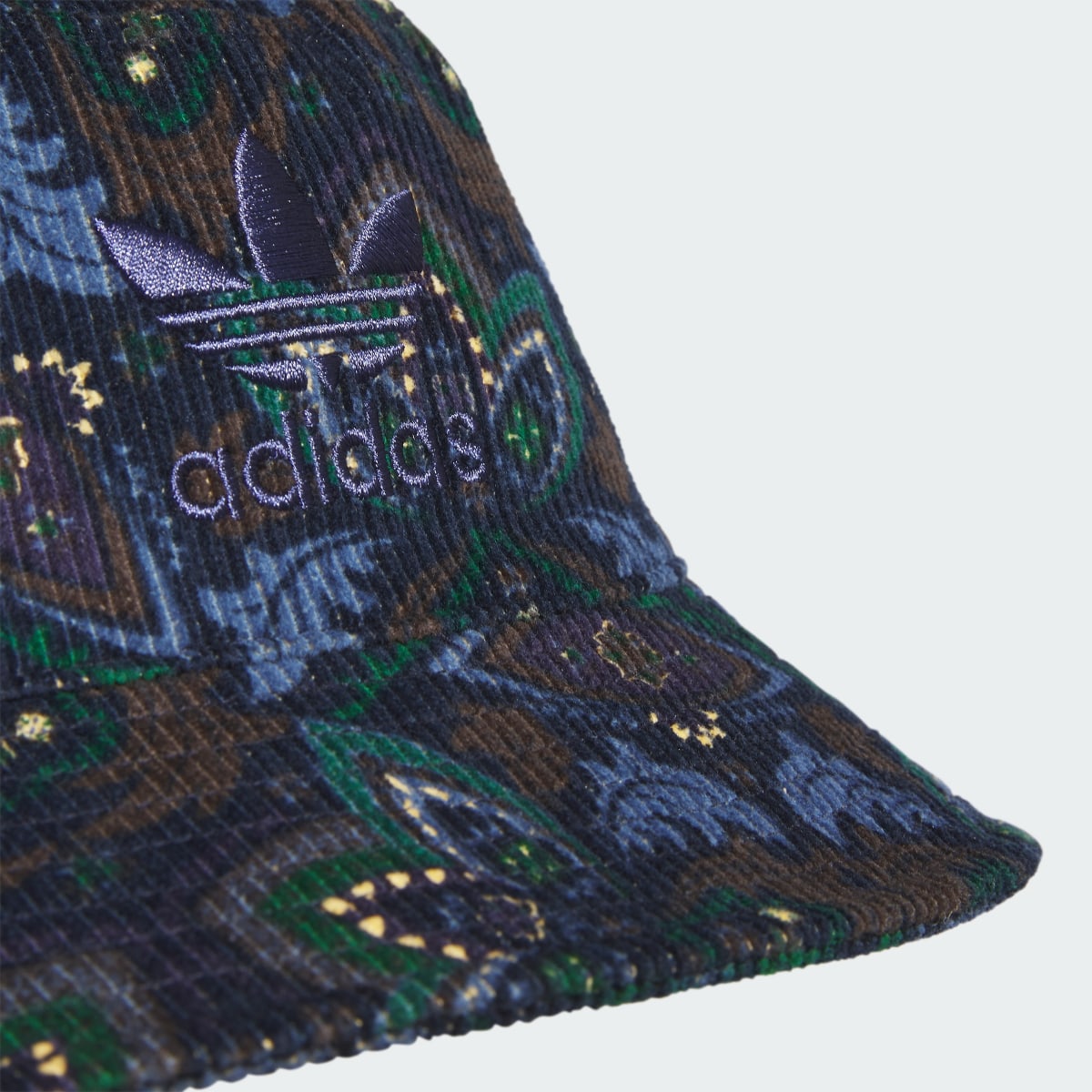 Adidas Bucket Hat. 4