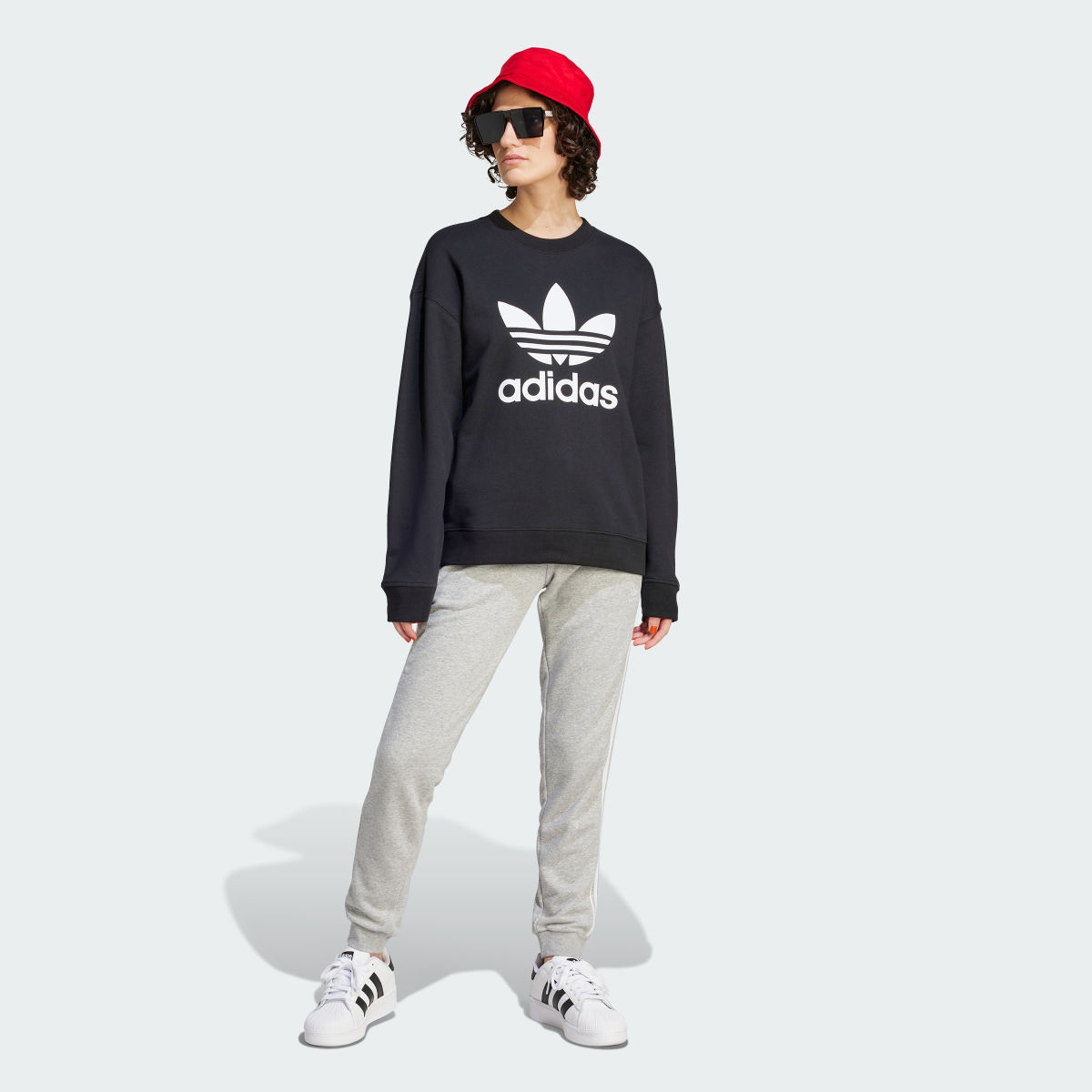 Adidas Trefoil Sweatshirt. 4