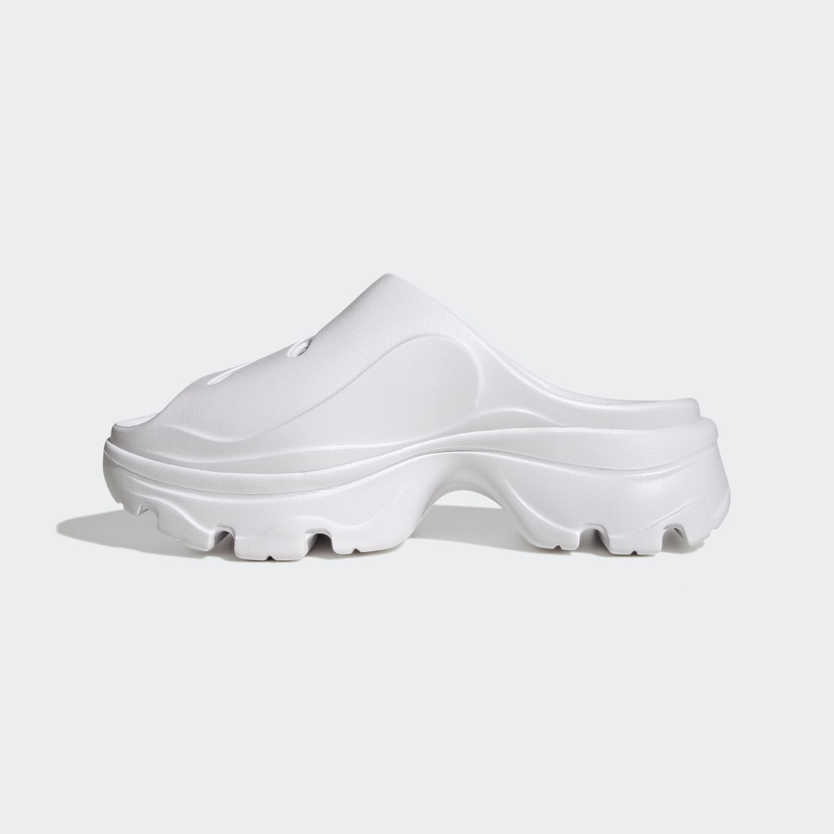 Adidas Zueco adidas by Stella McCartney. 12