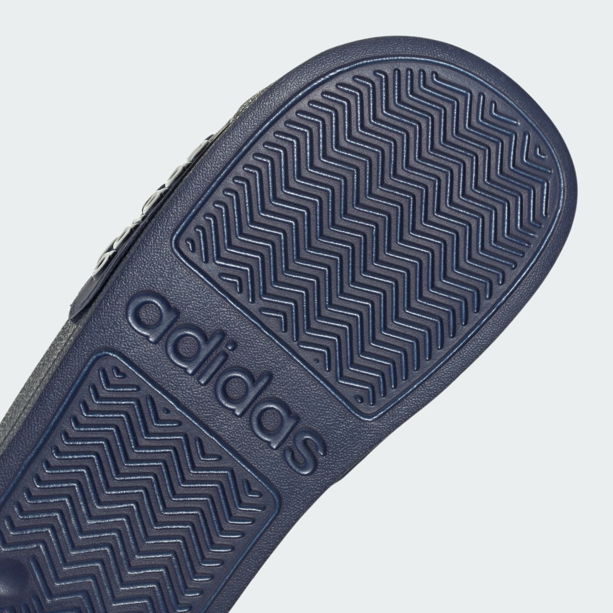 Adidas ADILETTE SHOWER SLIDES. 9