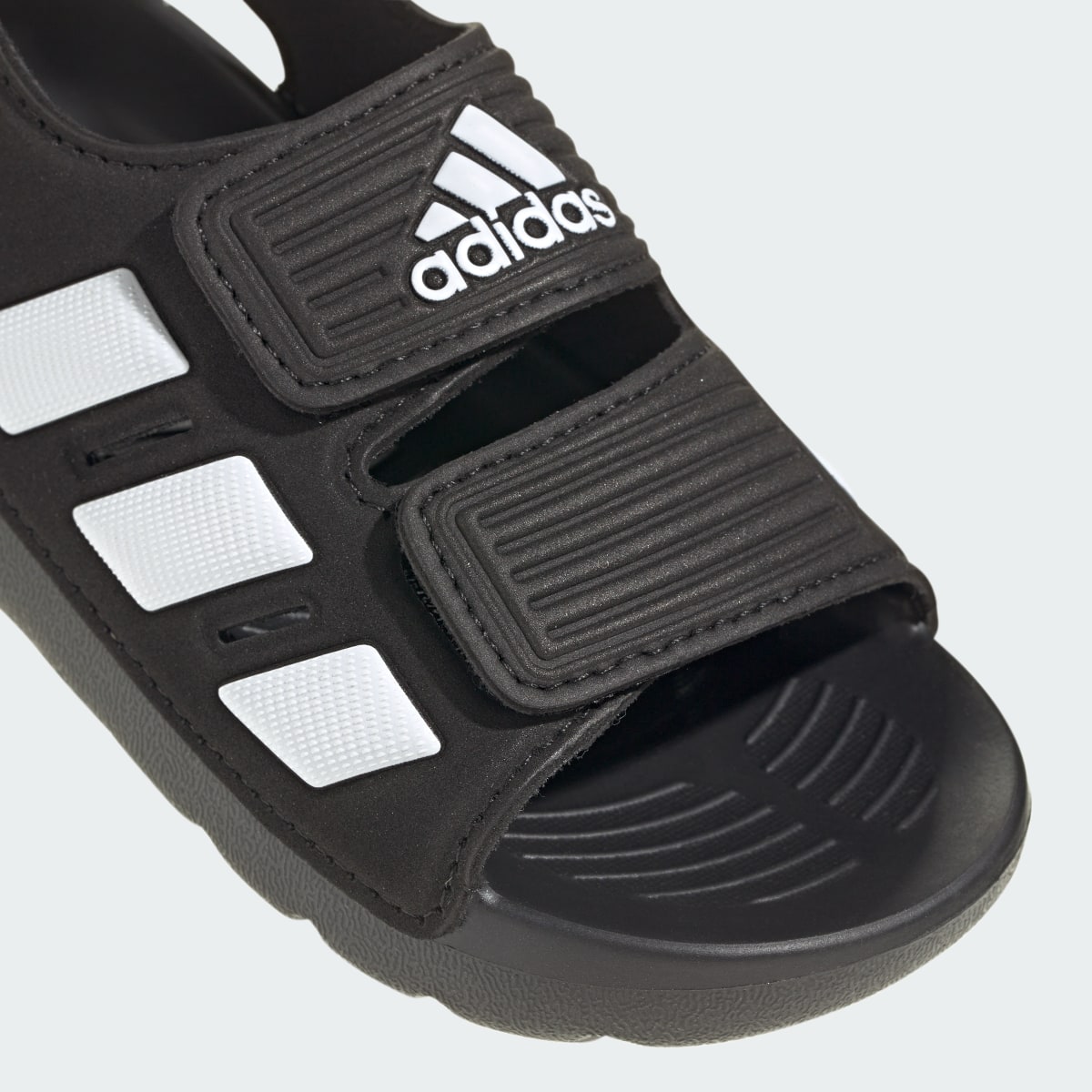 Adidas Altaswim 2.0 Kids Sandale. 10