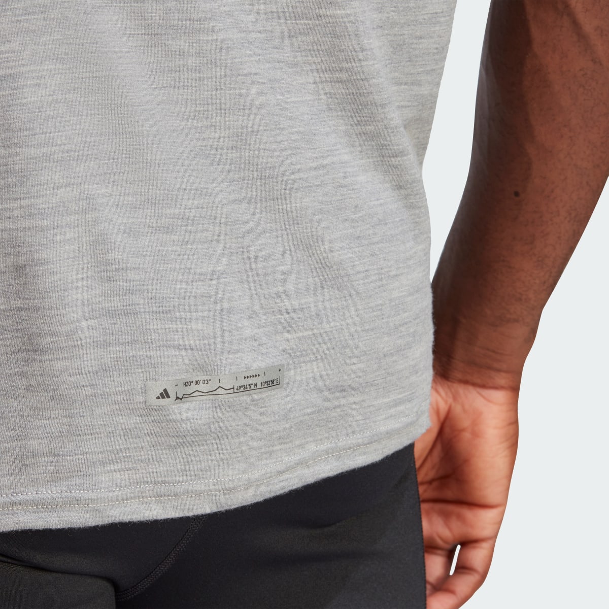 Adidas Ultimate Running Conquer the Elements Merino Tee. 7