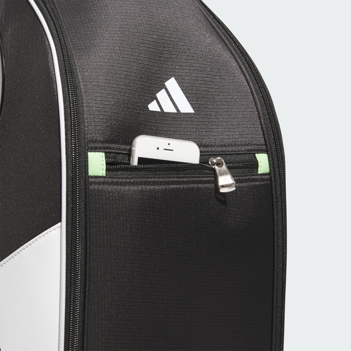 Adidas Bolsa de Golf AG. 4