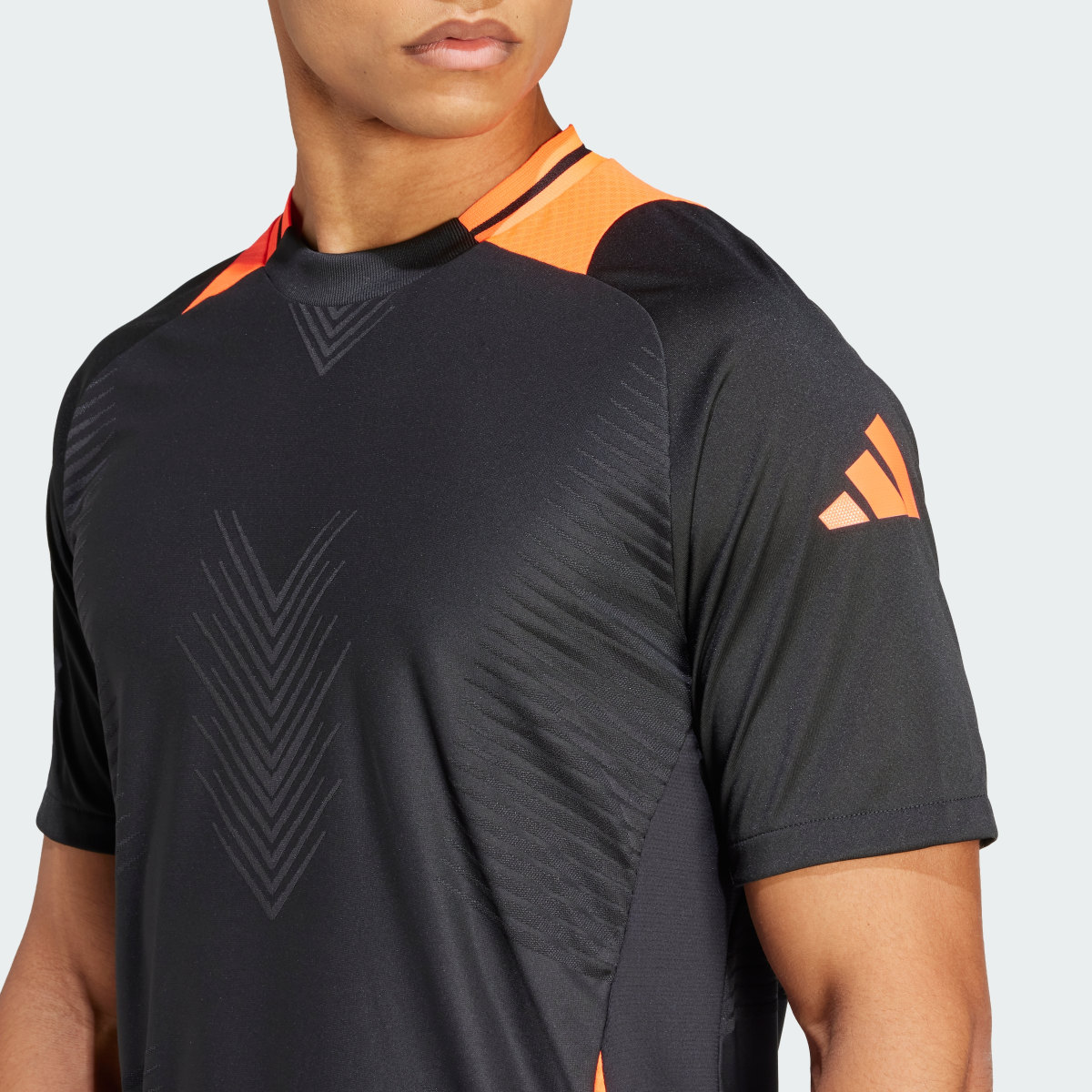 Adidas Camiseta entrenamiento Tiro 24 Pro. 9