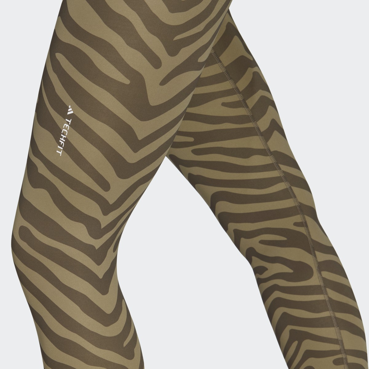 Adidas Hyperglam Techfit High-Waisted 7/8 Zebra Leggings. 6