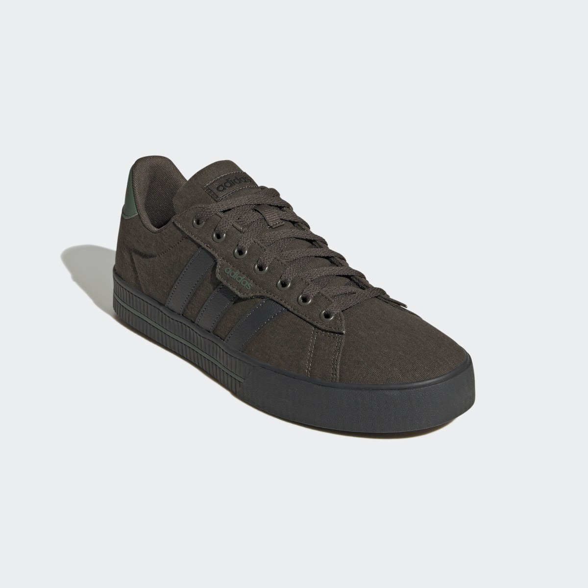 Adidas Chaussure Daily 3.0. 5