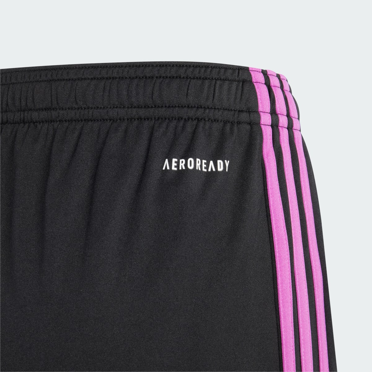 Adidas FC Bayern 23/24 Away Shorts Kids. 4