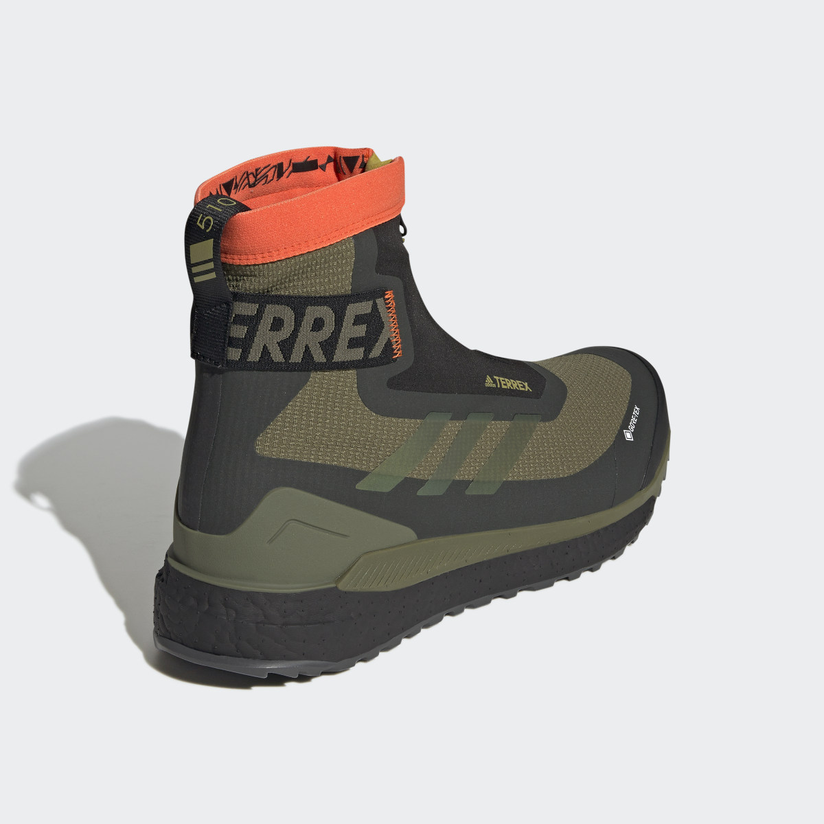 Adidas TERREX Free Hiker COLD.RDY Wanderschuh. 9