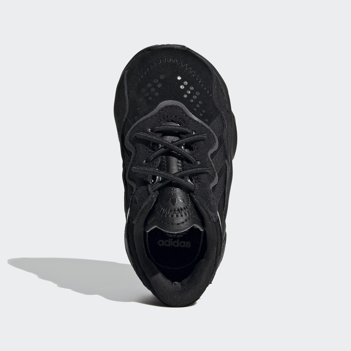 Adidas Chaussure OZWEEGO. 4