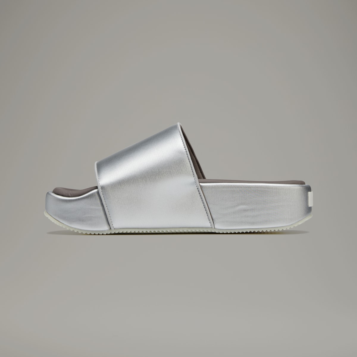 Adidas Y-3 SLIDE. 8