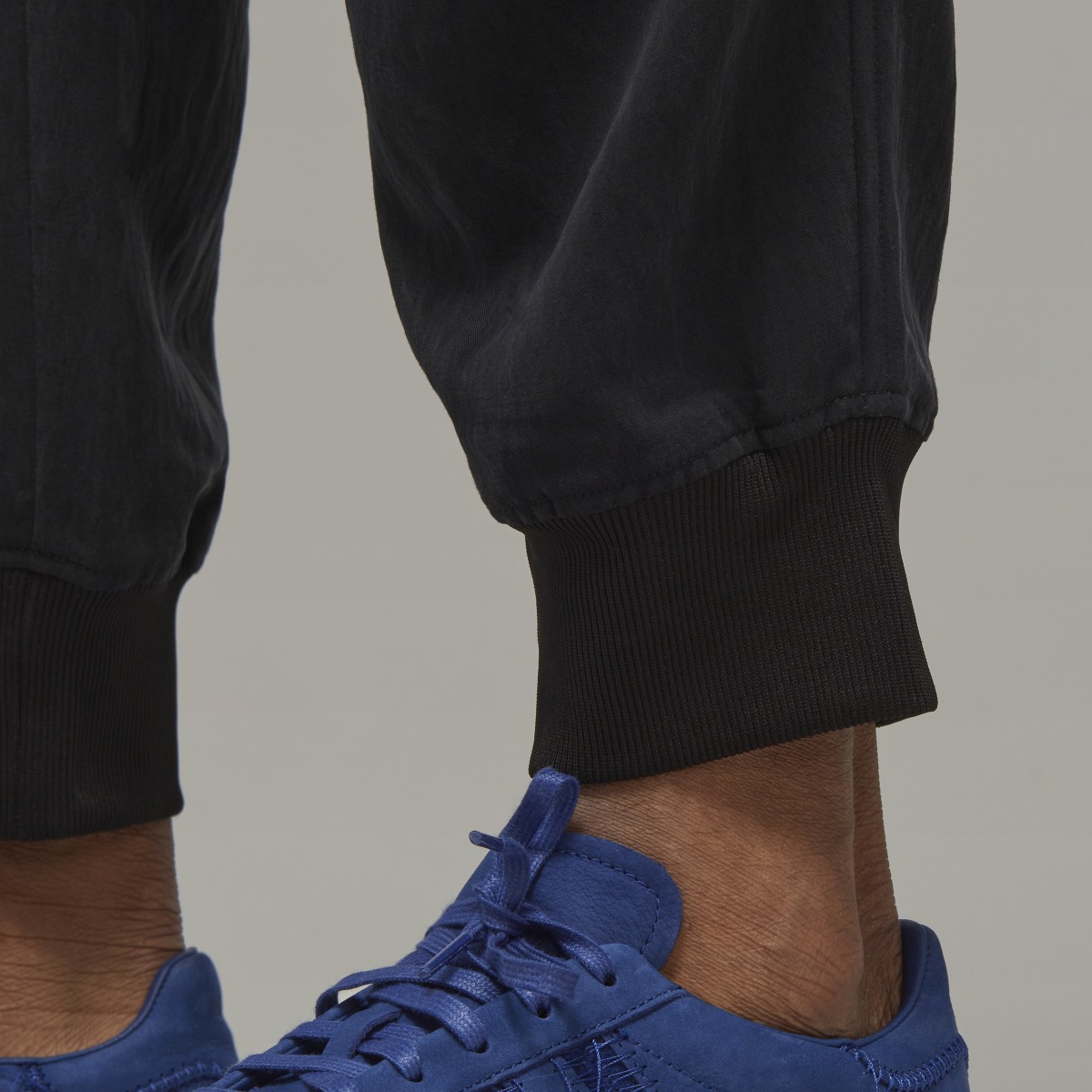 Adidas Pantalon Y-3 Utility Cuffed Cargo. 6