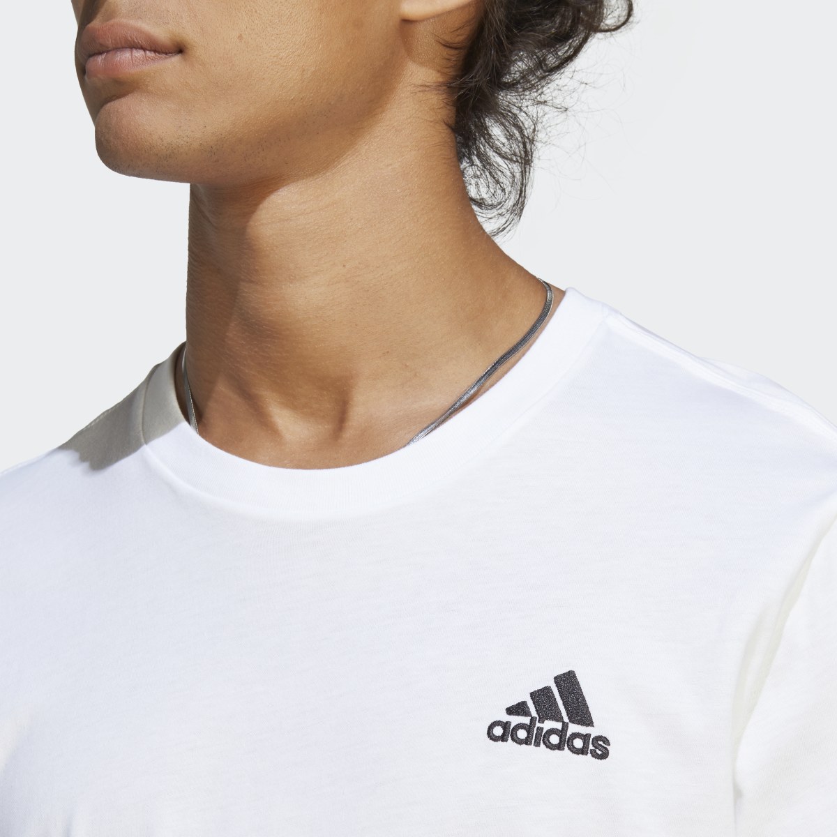 Adidas Camiseta Essentials Single Jersey Embroidered Small Logo. 6