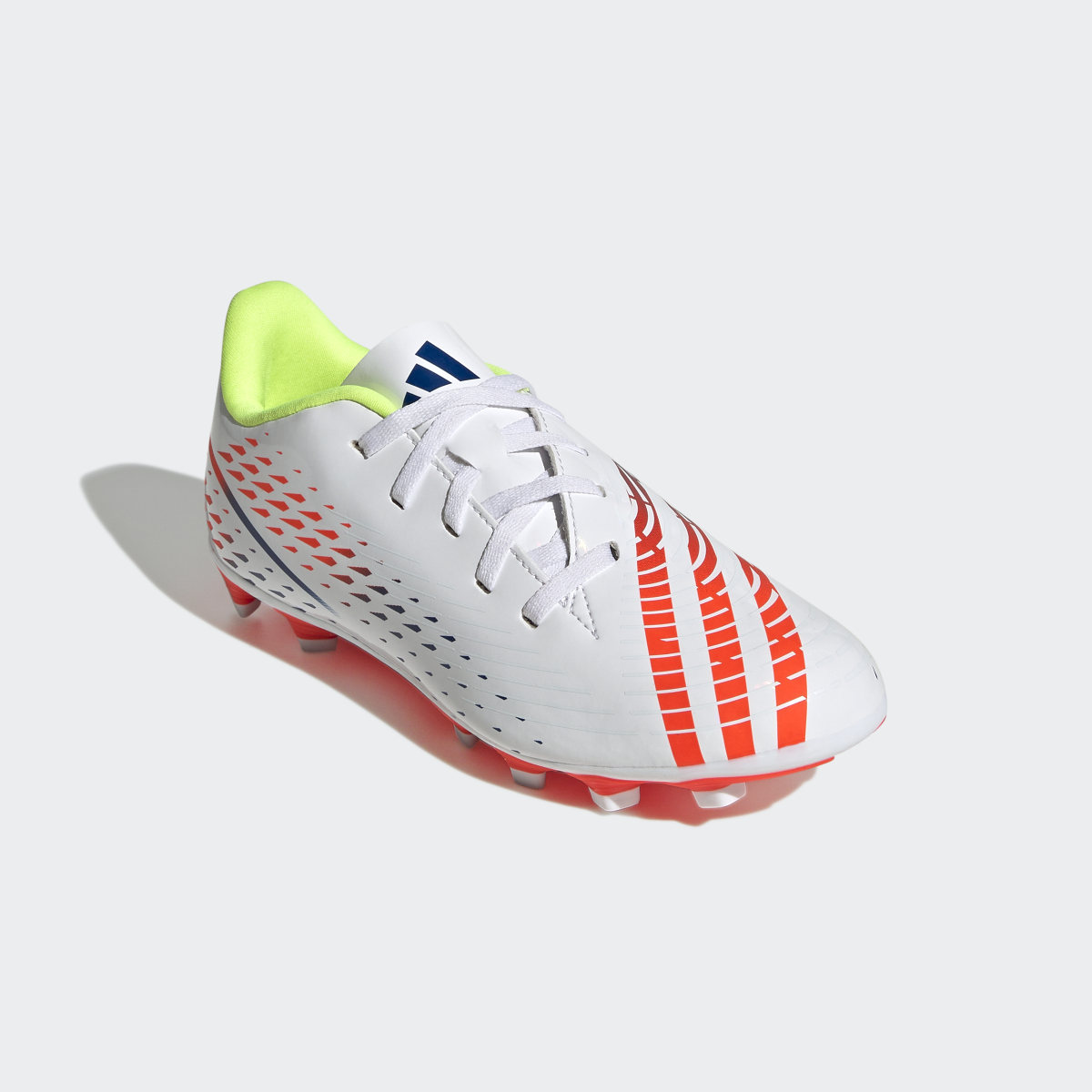 Adidas Calzado de Fútbol Predator Edge.4 Multiterreno. 5