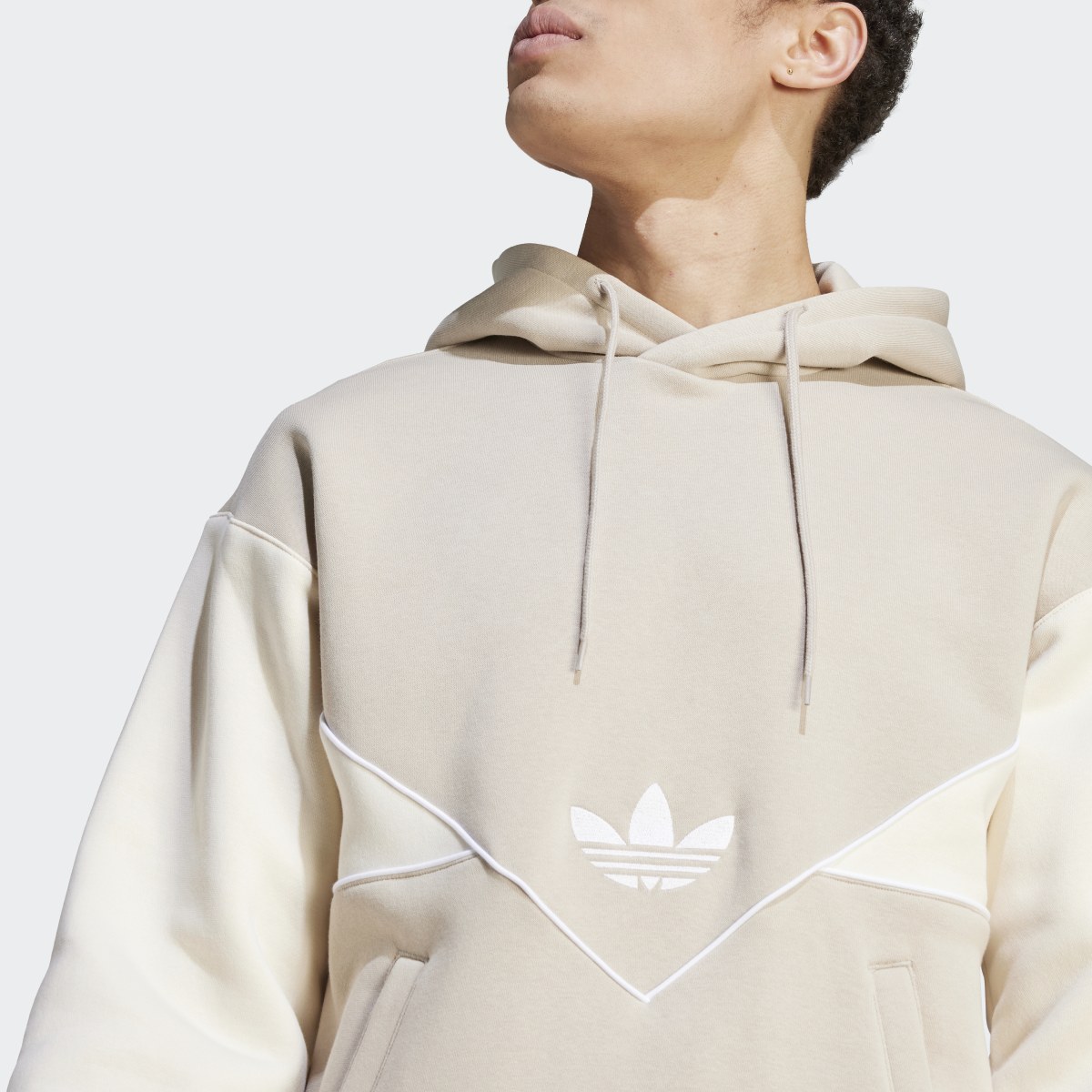 Adidas Adicolor Seasonal Archive Hoodie. 6