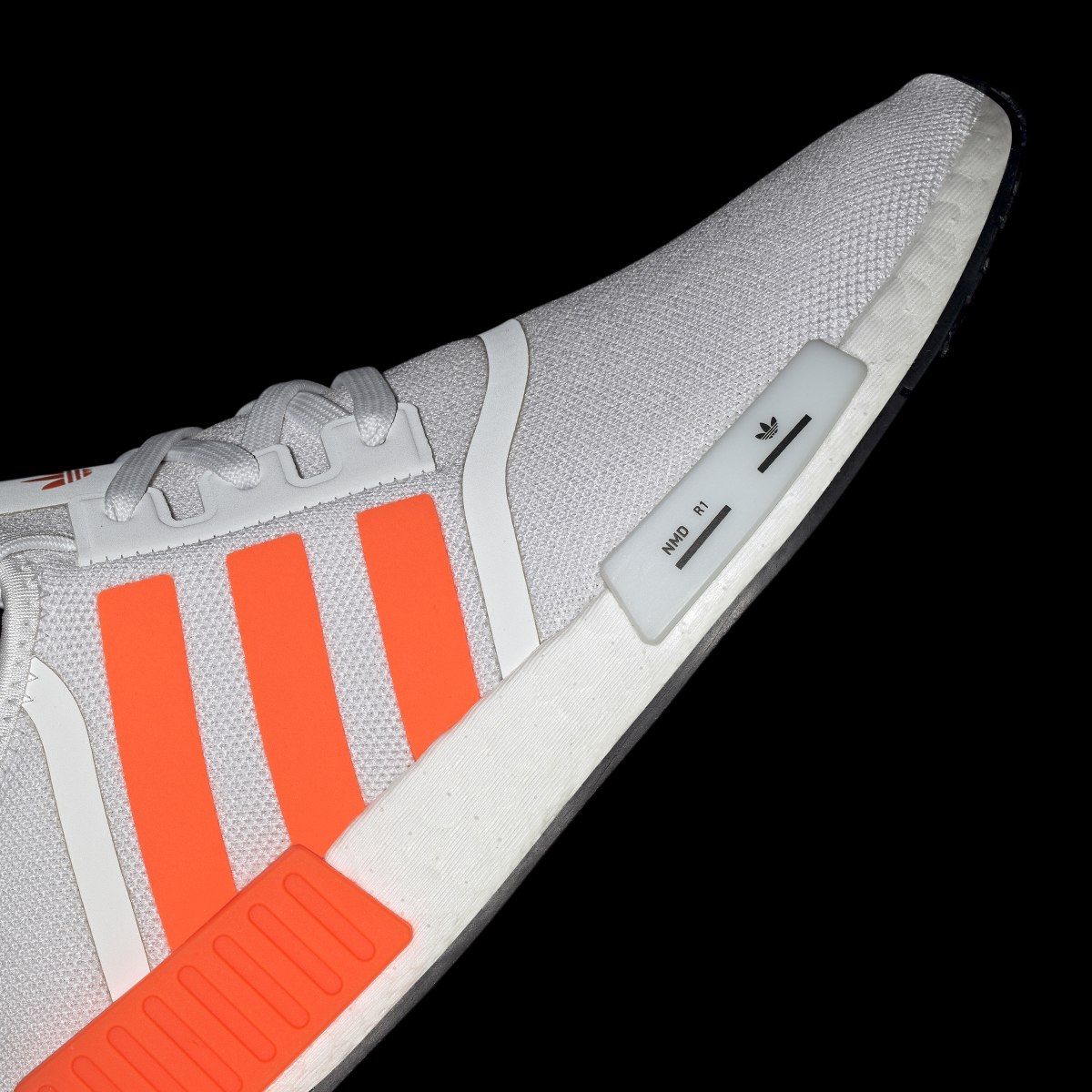 Adidas Tenis NMD_R1. 12