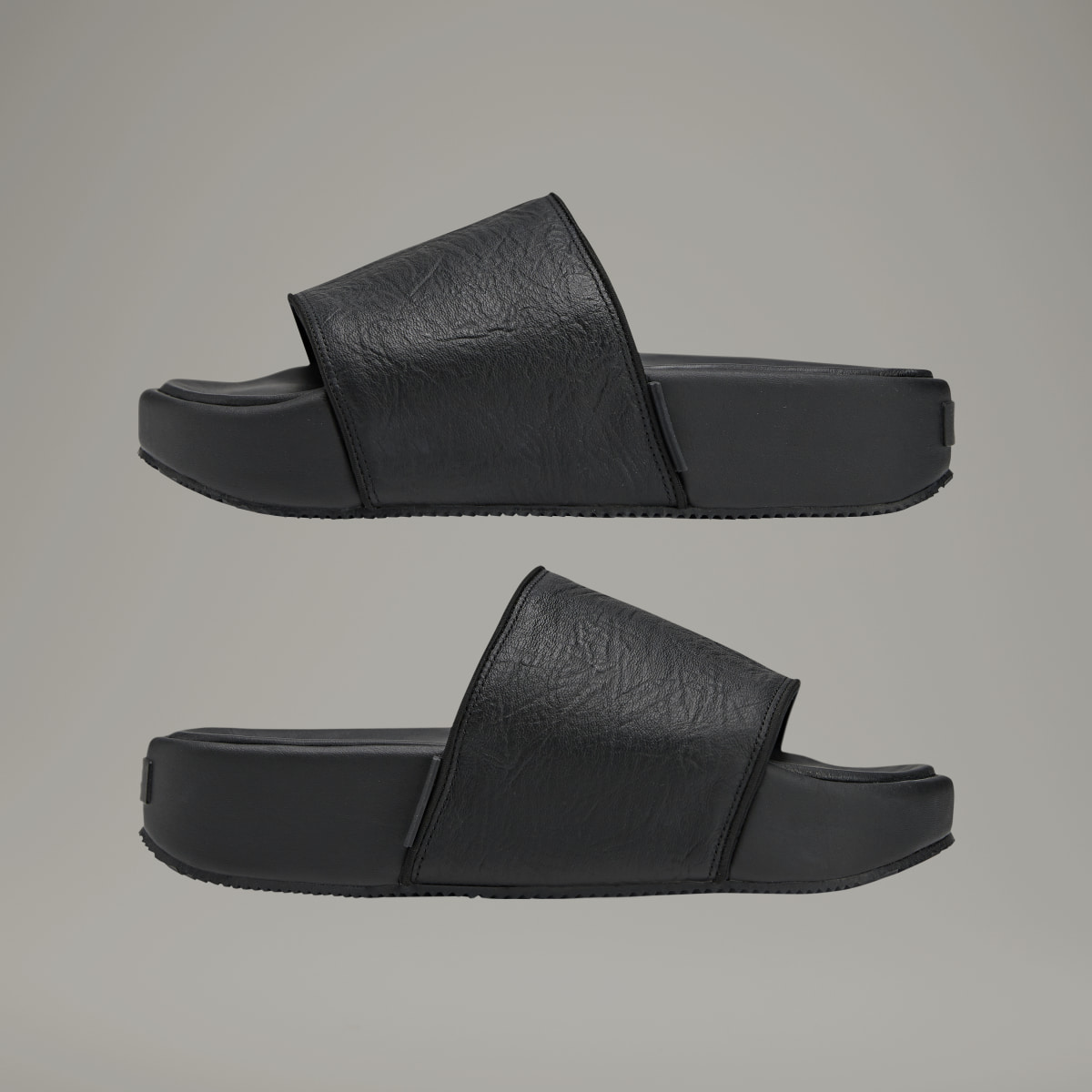 Adidas Y-3 SLIDE. 11