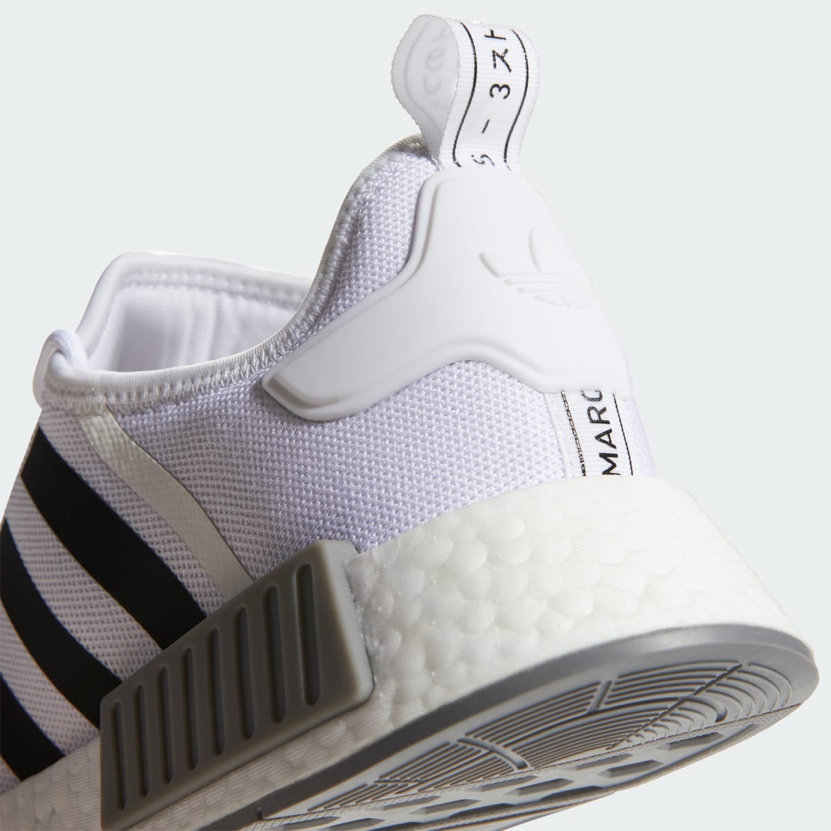 Adidas NMD_R1 Schuh. 10