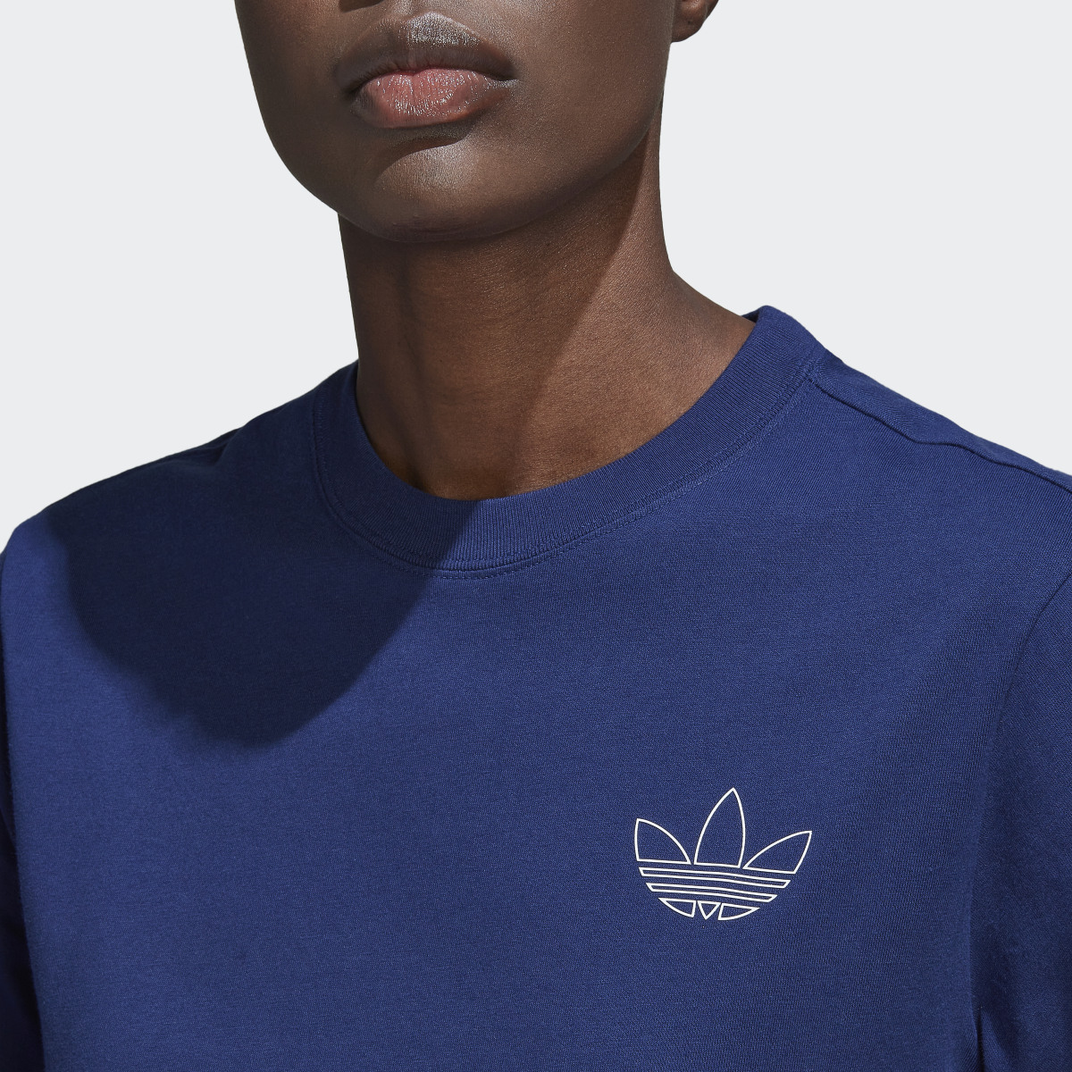 Adidas T-Shirt. 7