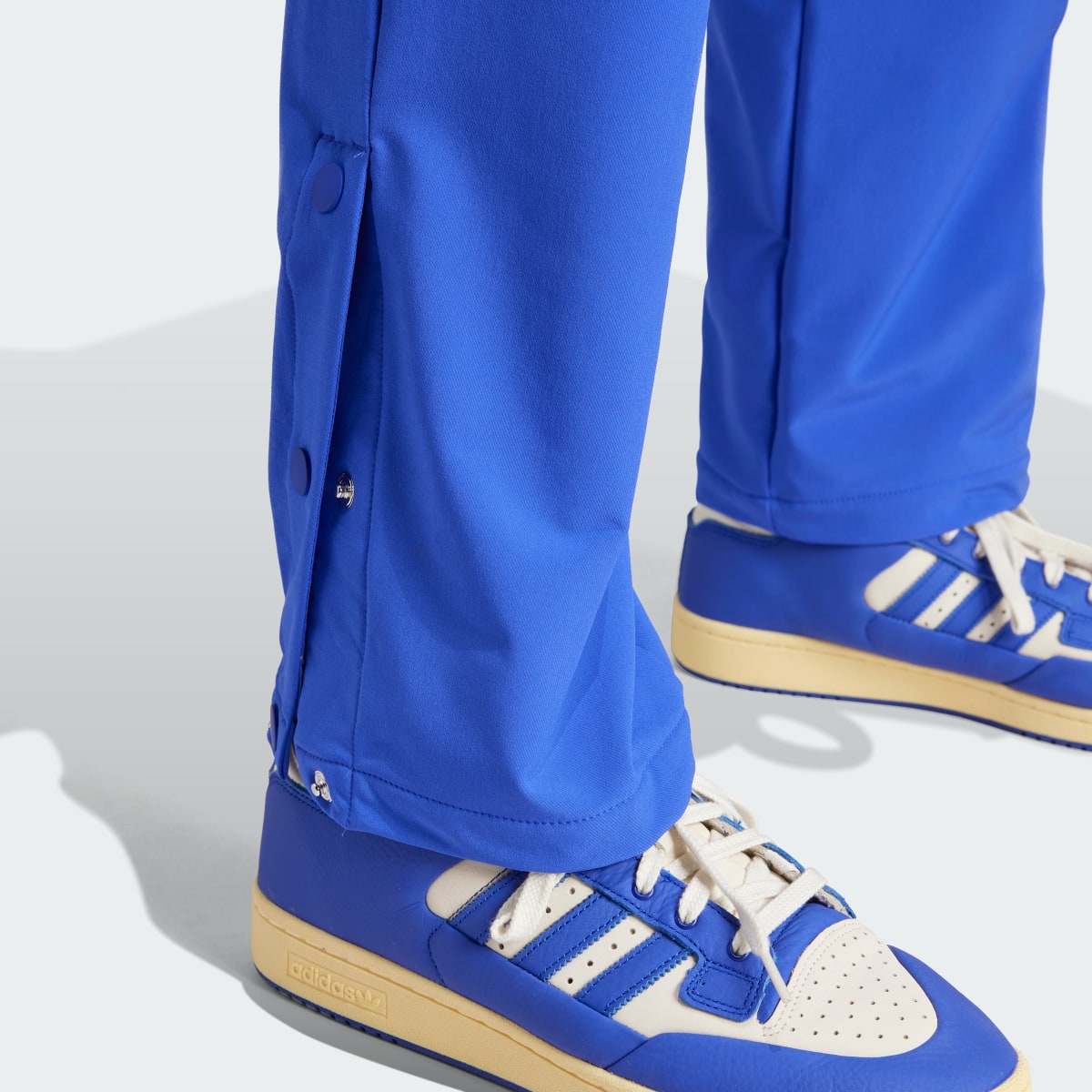 Adidas Basketball Snap Hose. 7