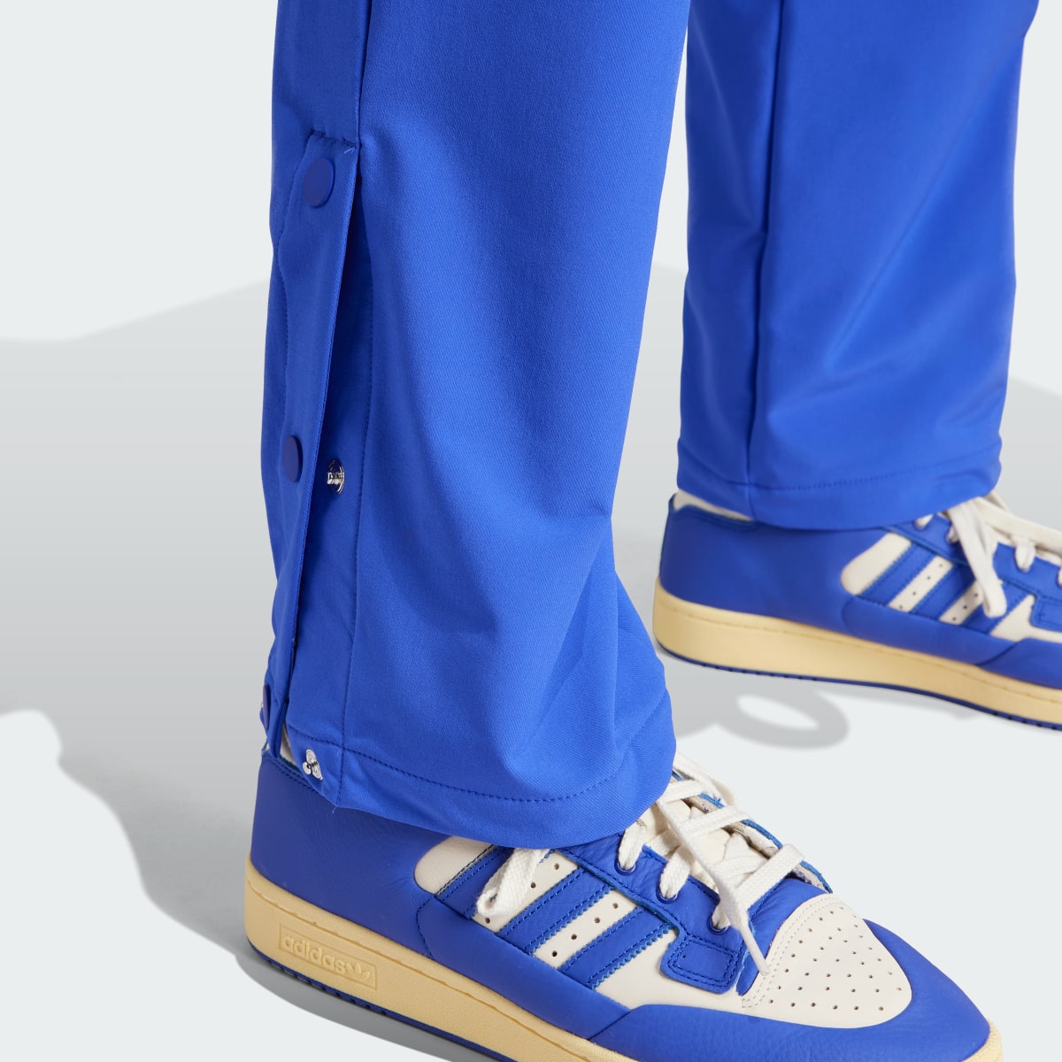 Adidas Spodnie adidas Basketball Snap. 7