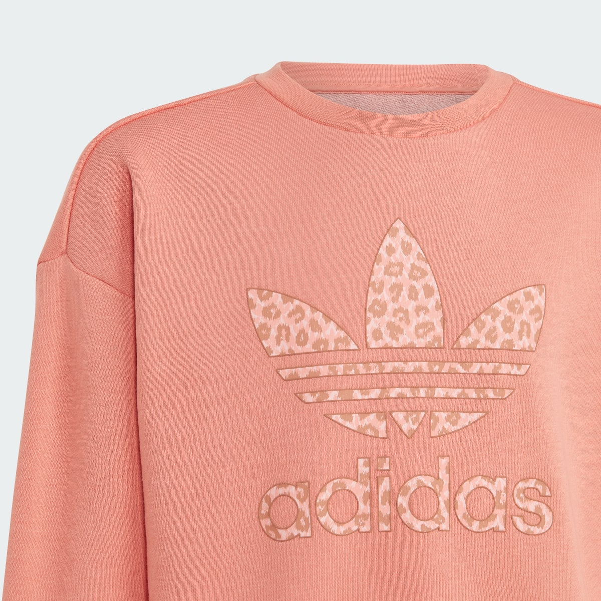 Adidas Animal Graphic Print BF Crew. 4