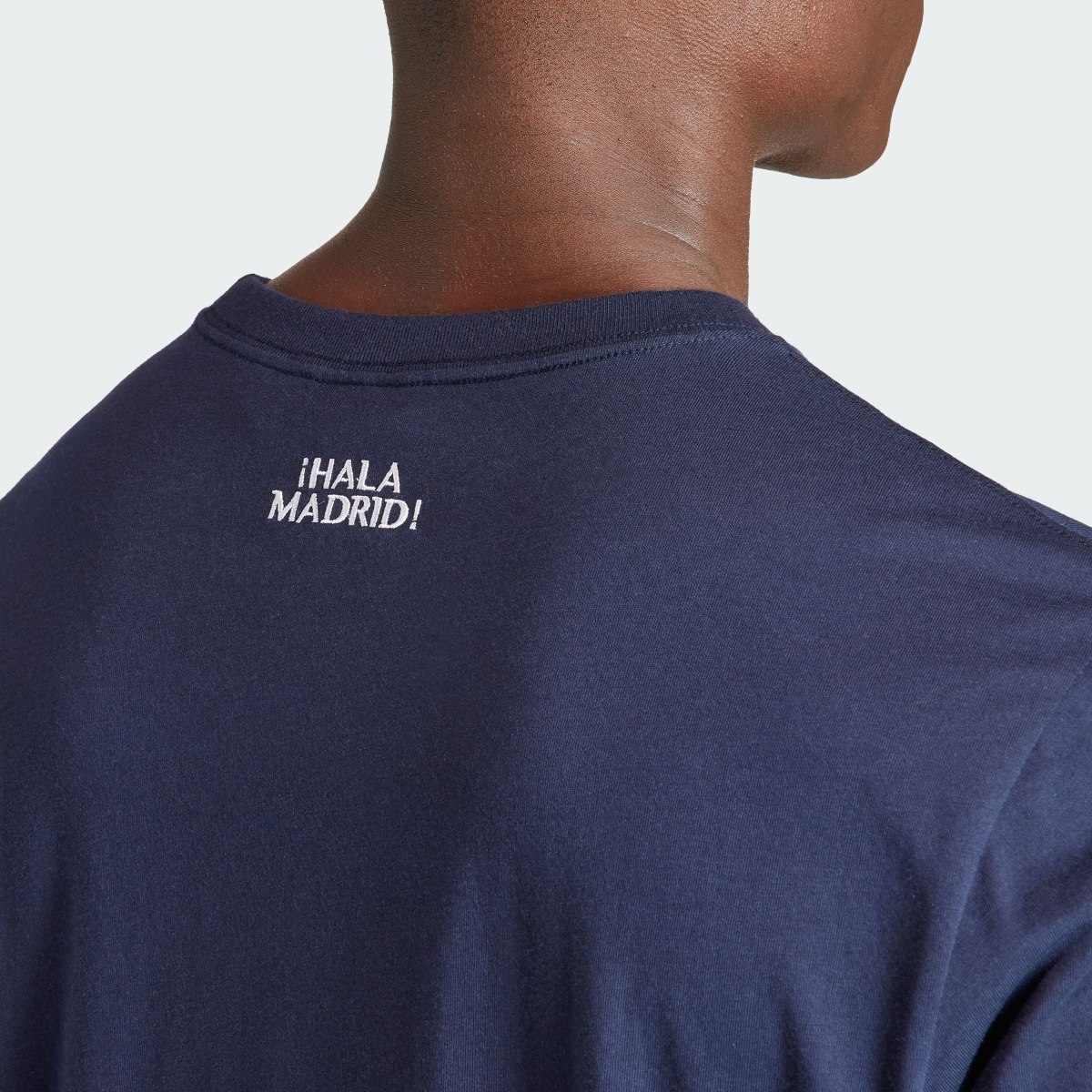 Adidas Camiseta Real Madrid Essentials Trefoil. 7