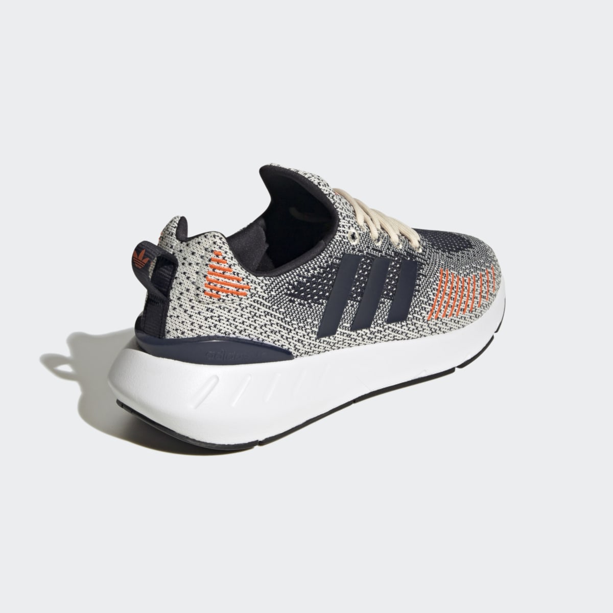 Adidas Tenis Swift Run 22. 6