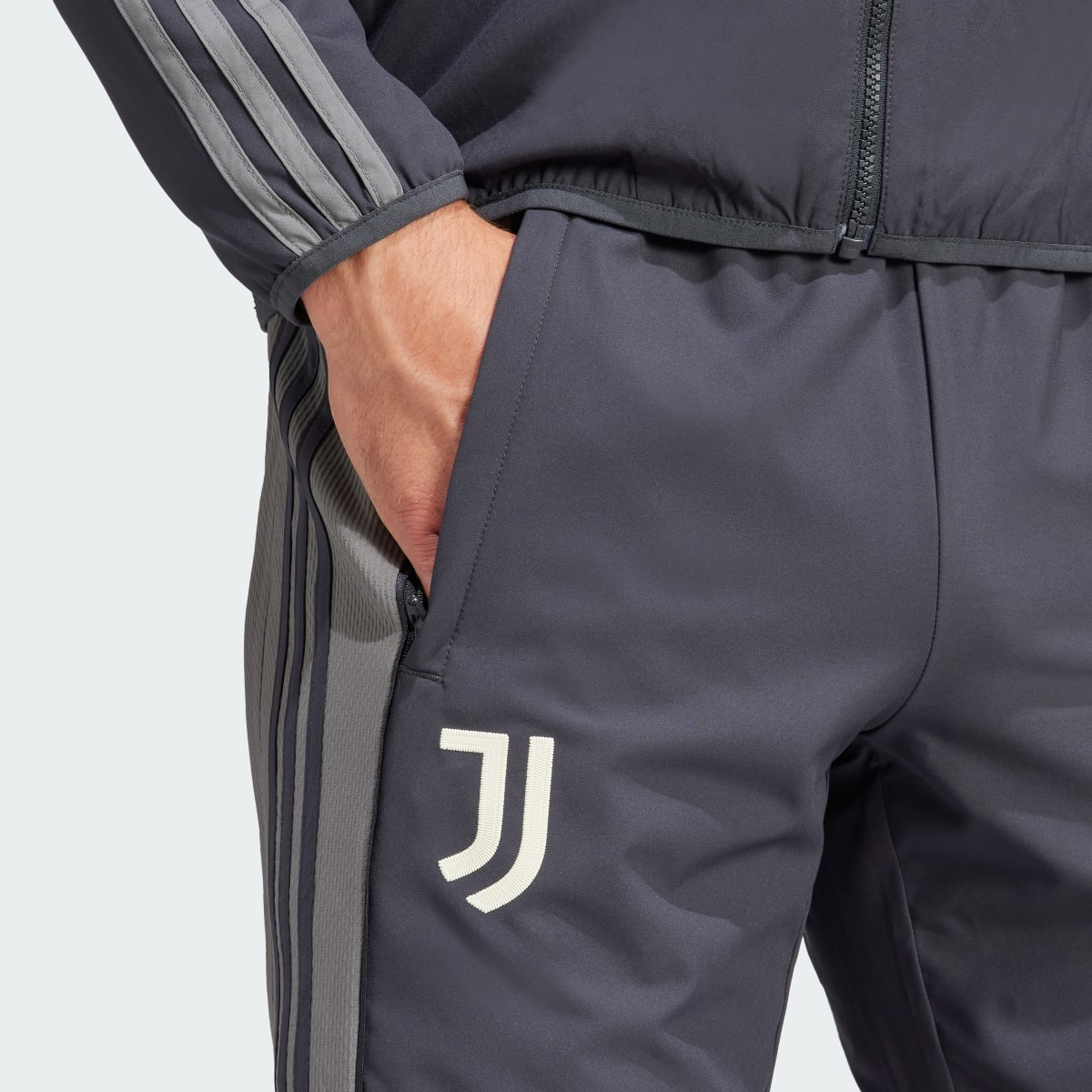 Adidas Calças Anthem da Juventus. 6