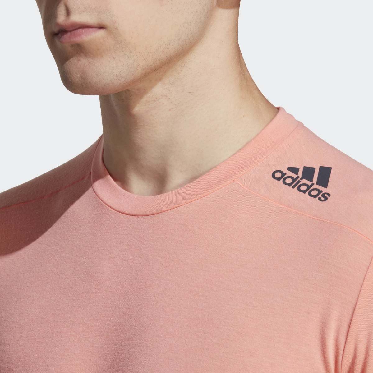 Adidas T-shirt Designed for Training. 8
