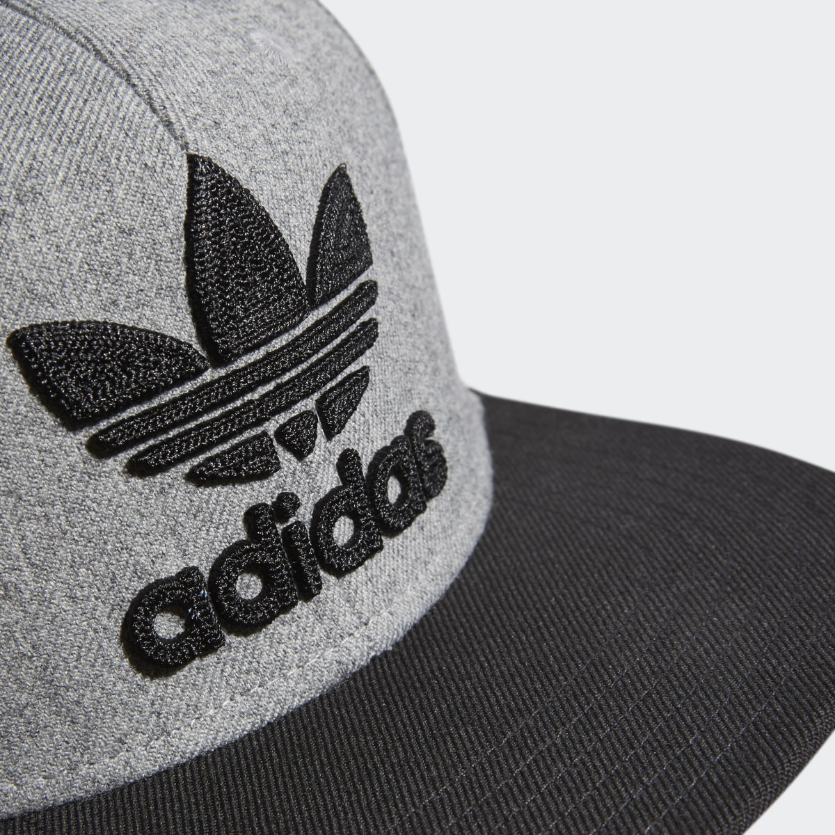 Adidas Trefoil Chain Snap-Back Cap. 5