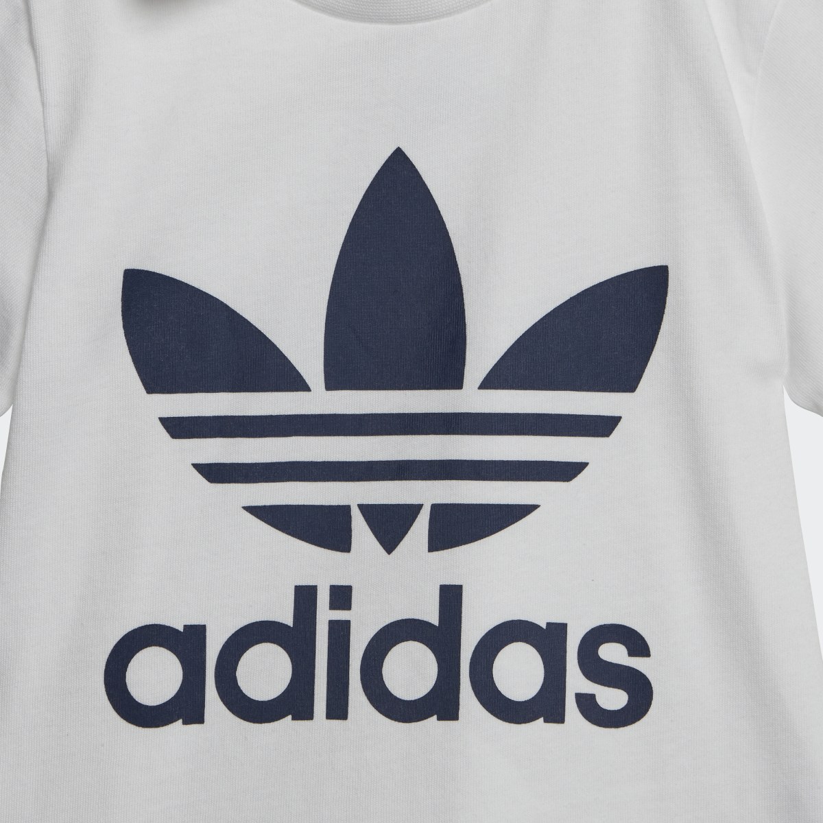 Adidas Trefoil Shorts und T-Shirt Set. 8