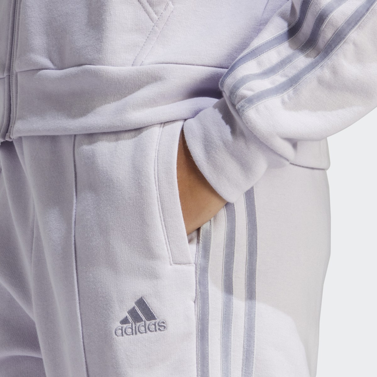 Adidas Energize Track Suit. 9