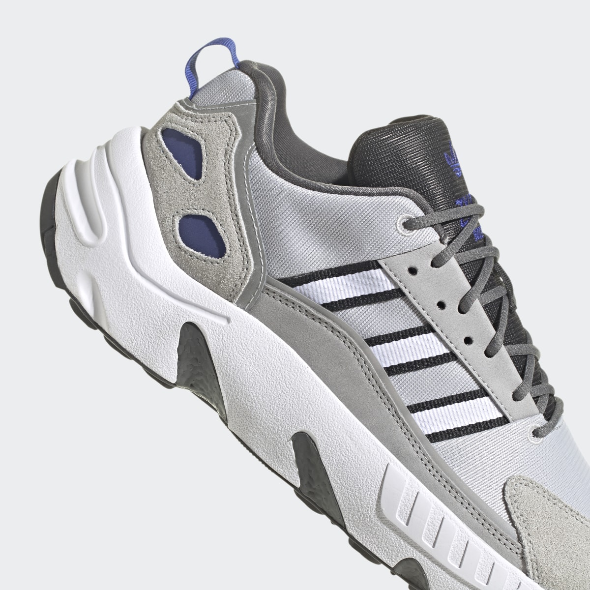 Adidas Chaussure ZX 22 BOOST. 10